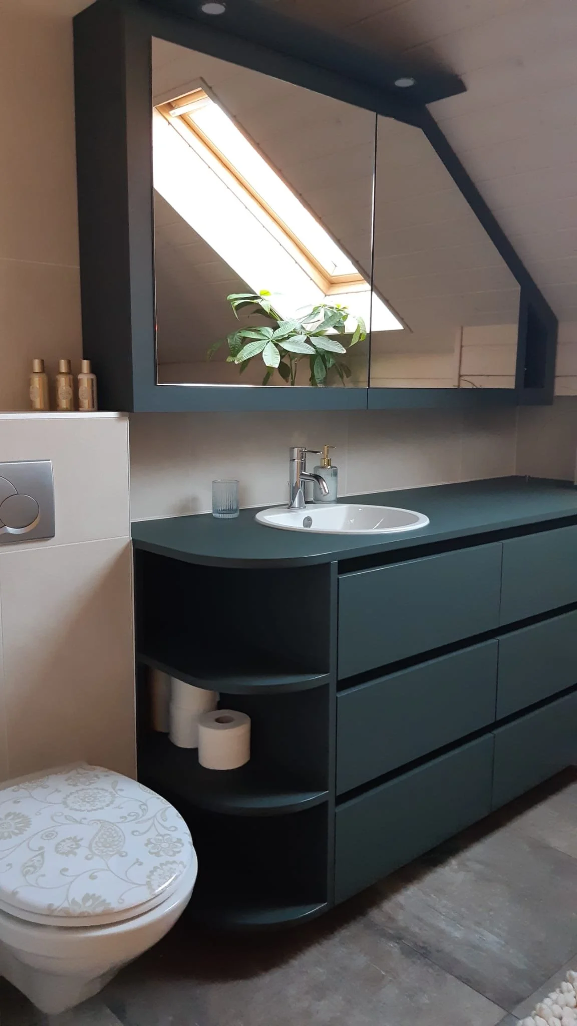  Rénovation d’une salle-de-bain en collaboration avec les entreprises Philippe et Louis Vial et Hocedez Carrelage 