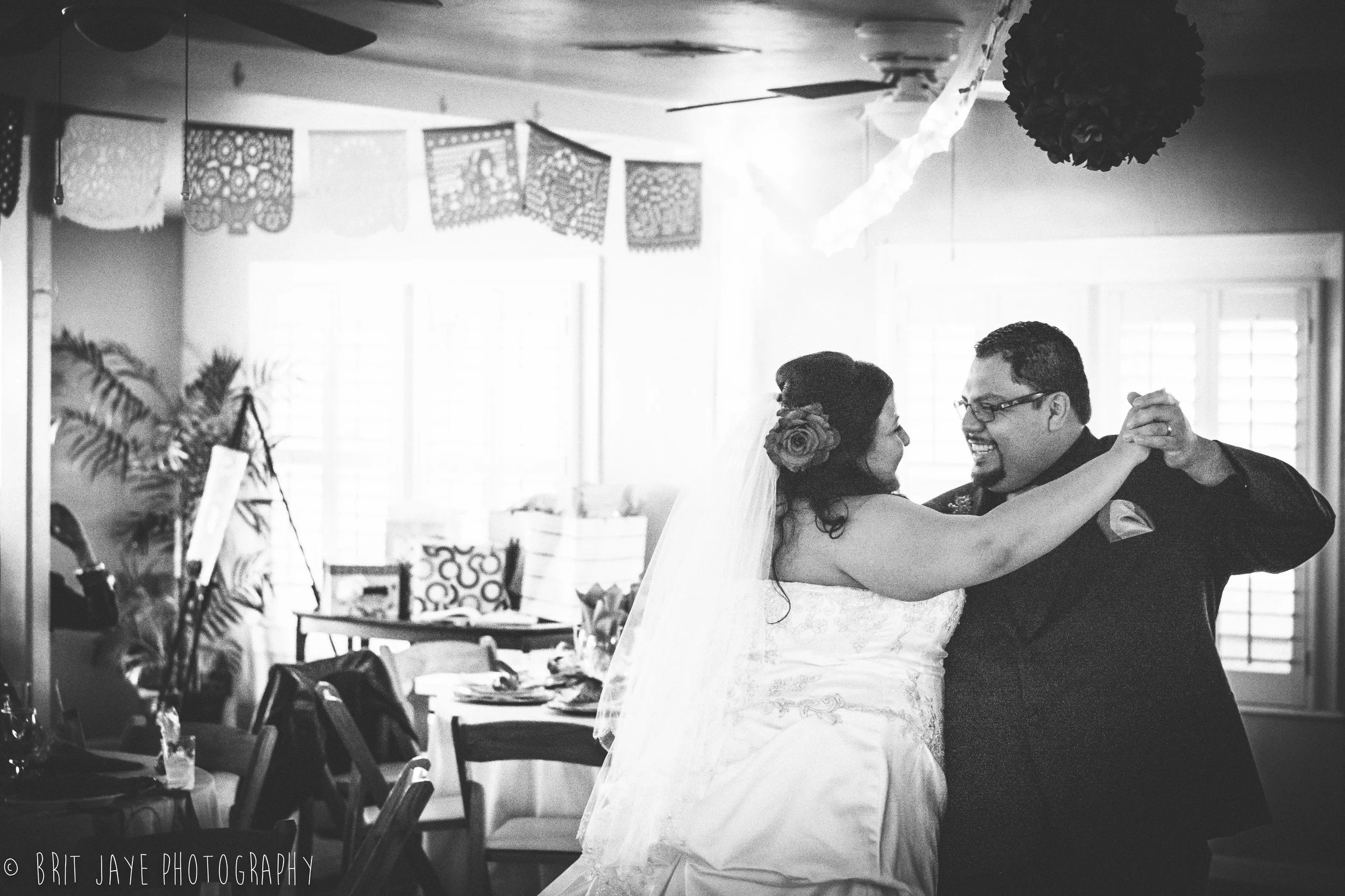 FunRedandBlueWeddingBlog-79.jpg