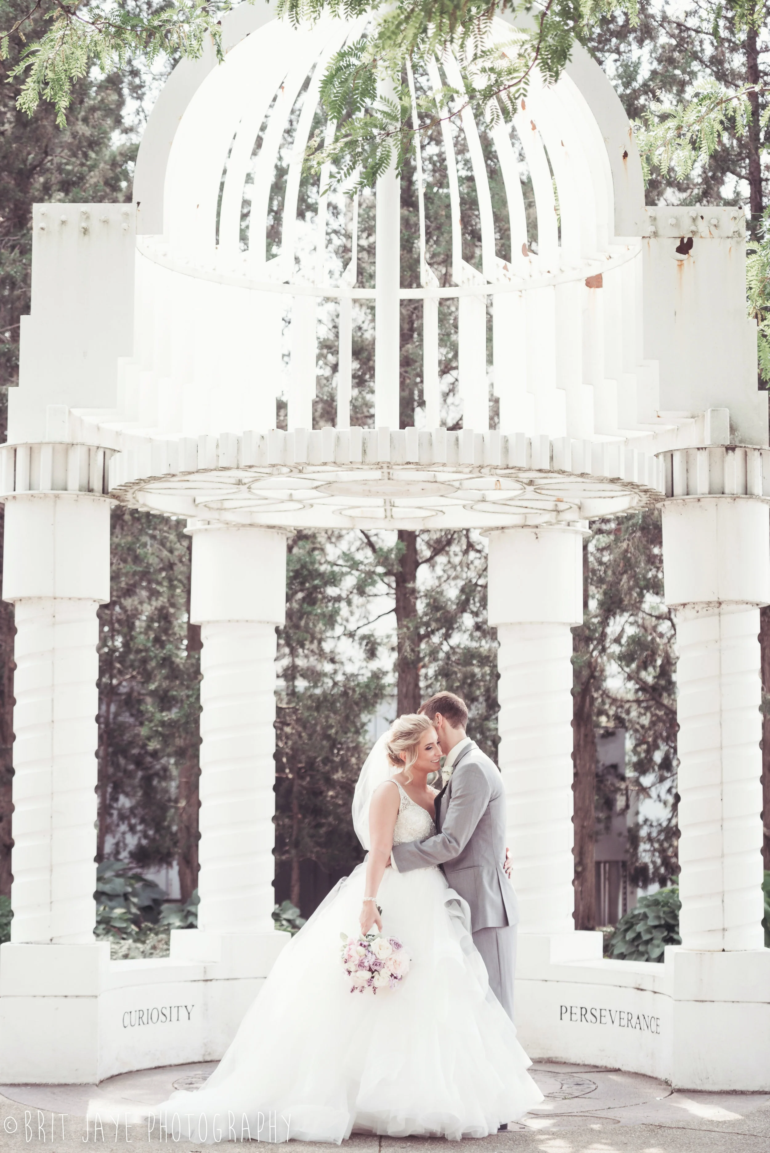 Spring_Wedding_at_Steam_Plant_Dayton-7-2.jpg