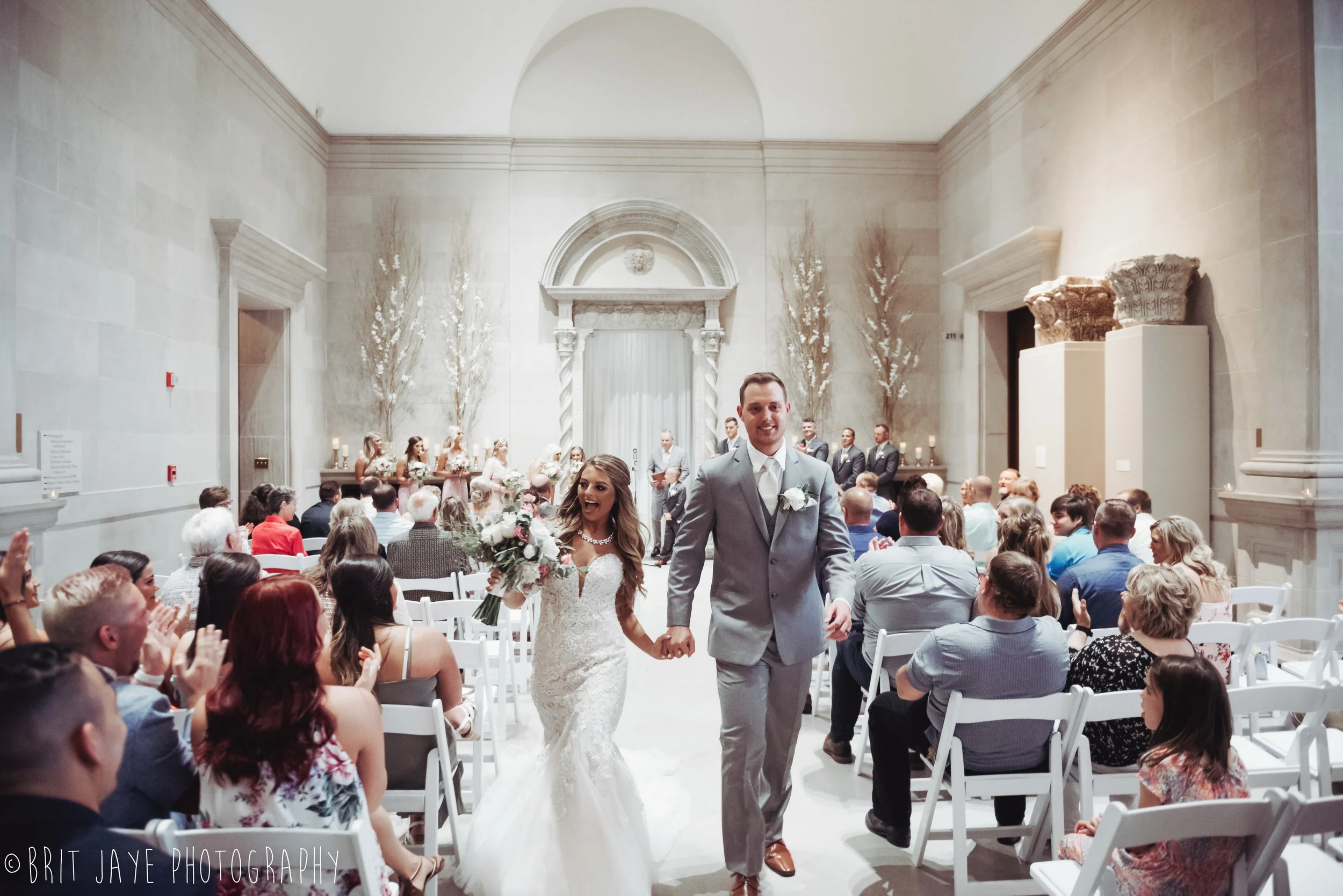 Dayton_Art_Institute_Wedding-53.jpg