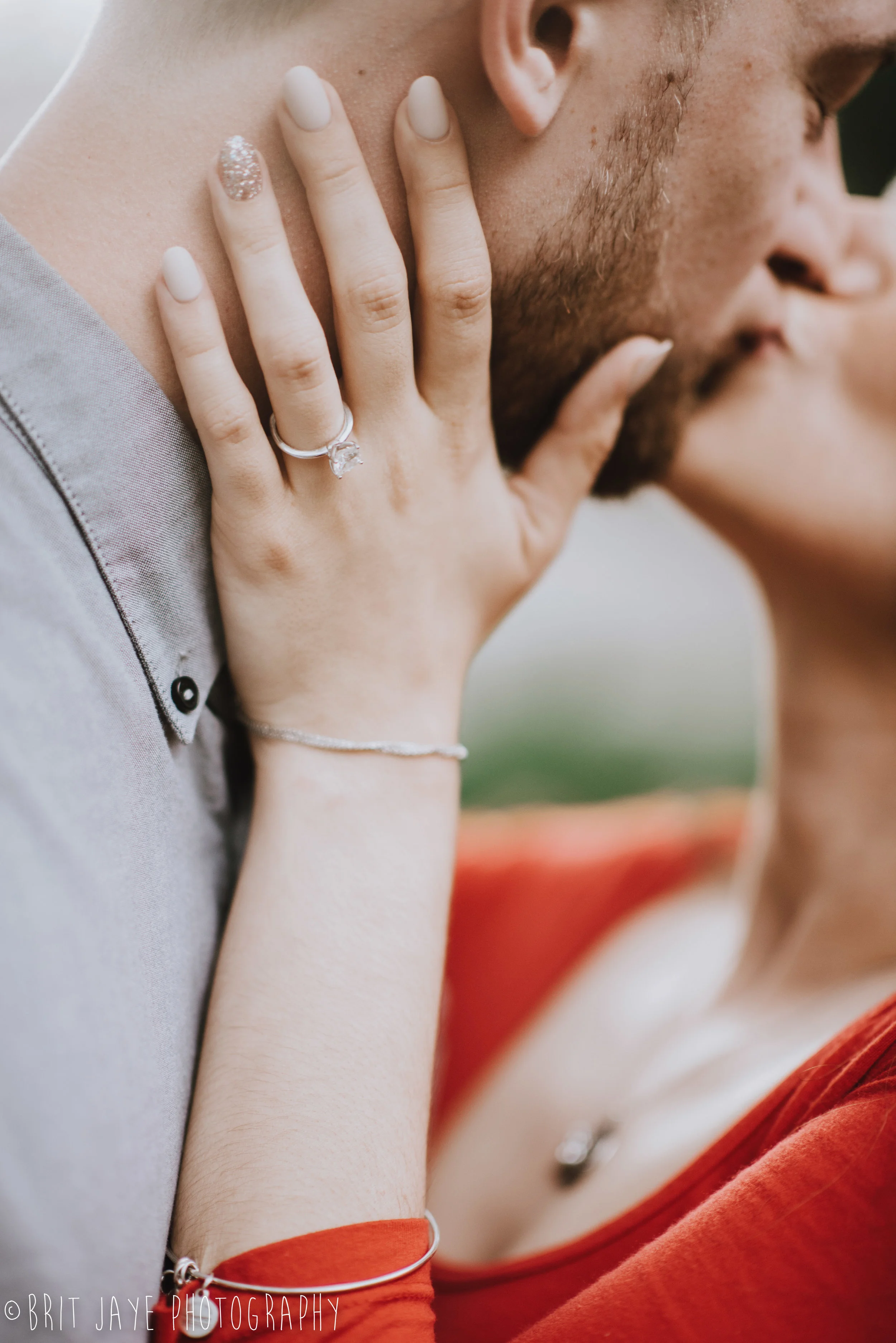 Benhams_Grove_Engagement_Photos-18.jpg