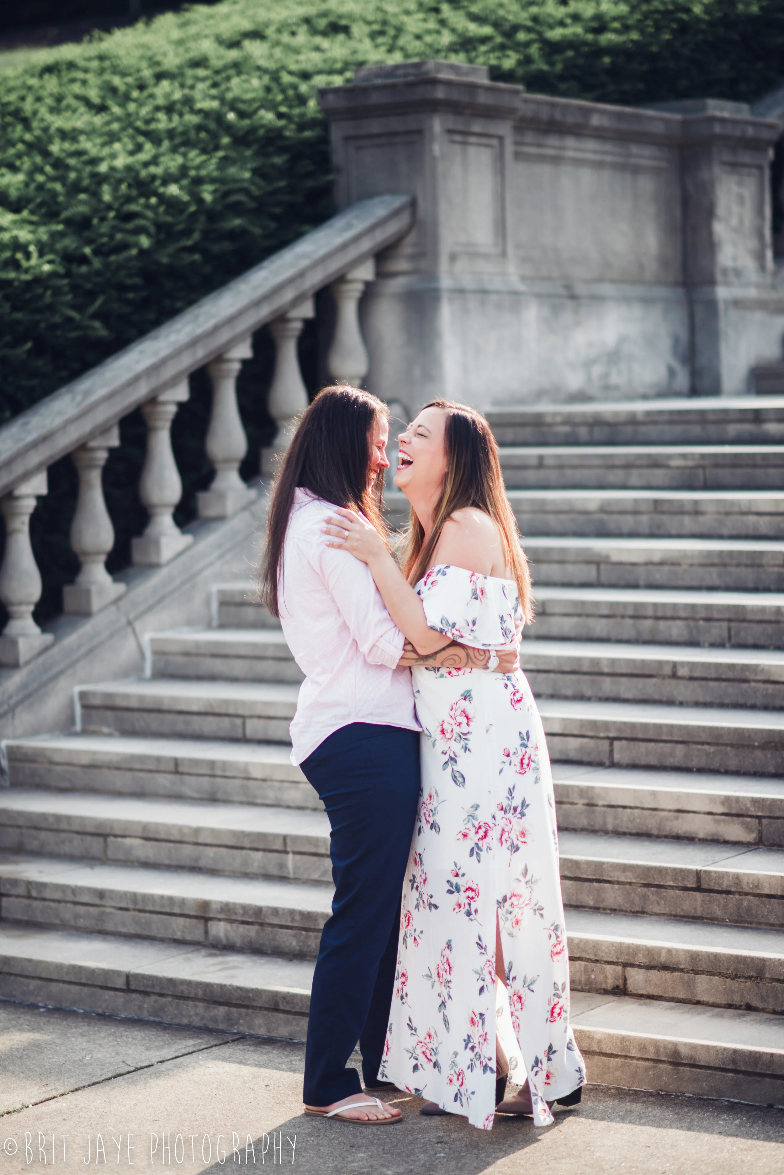 Ault_Park_Cincinnati_engagement_photos-27.jpg