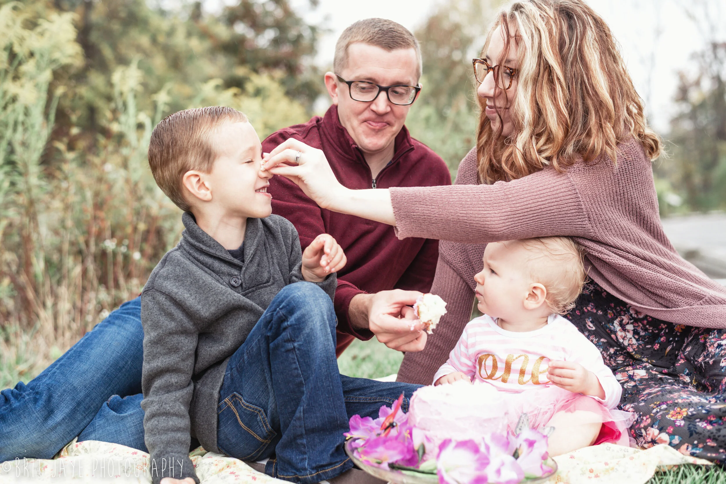Fall Family Photo Session at Bill Yeck Park in Centerville — Ohio