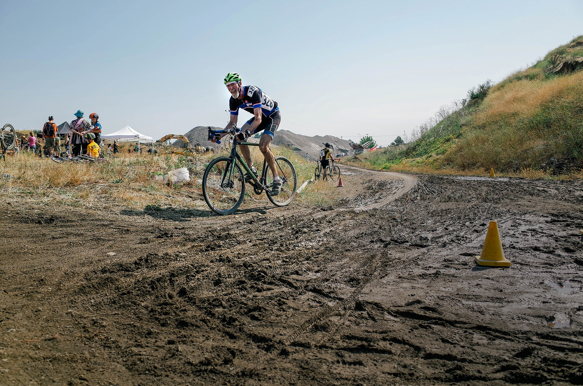 Once I was done racing I grabbed the camera and got a few shots of the next group of racers.
