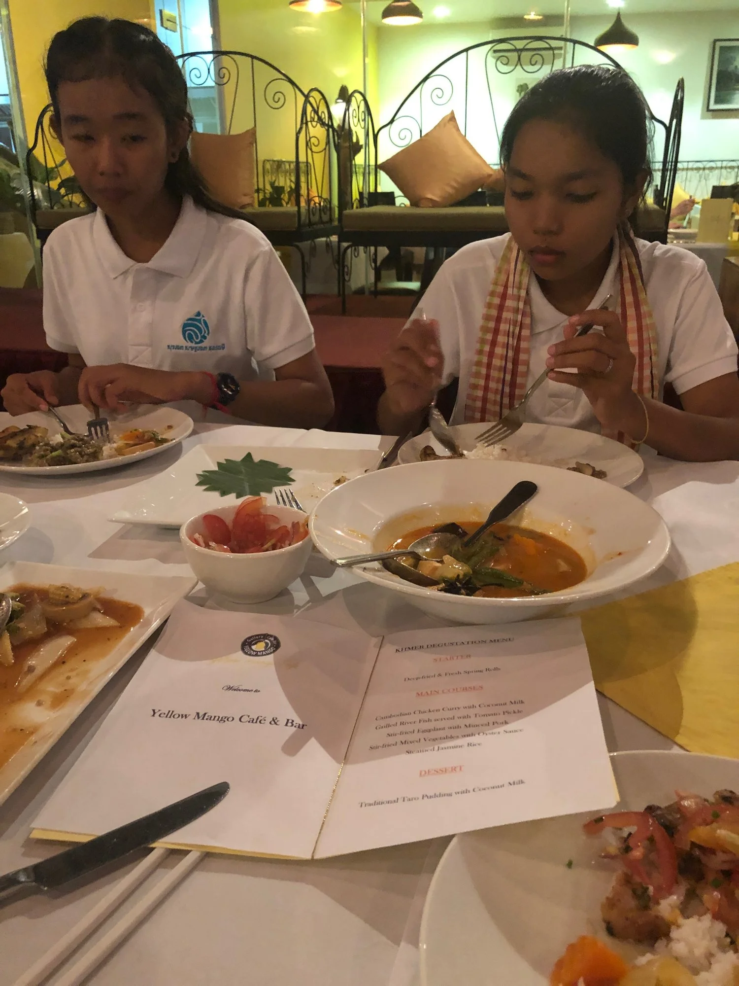 confused+diners.jpeg