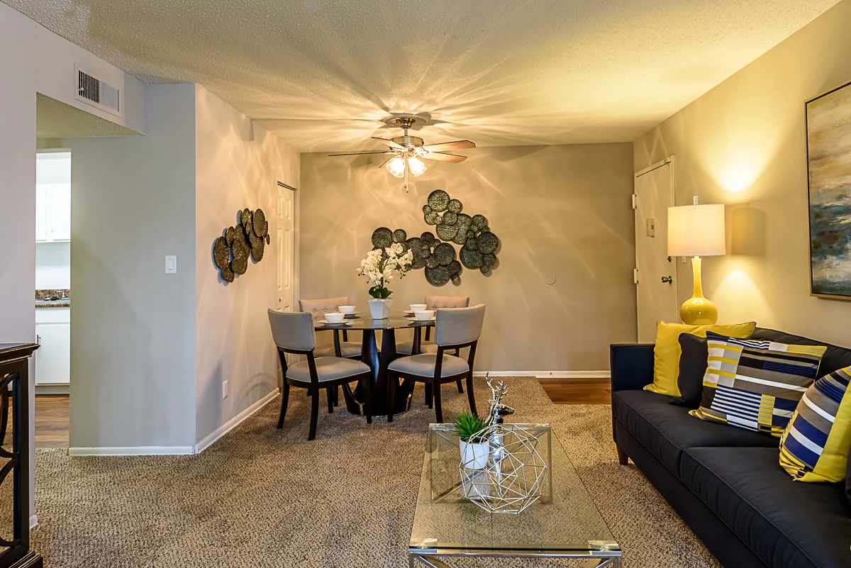 ParkwayCrossing-1900-HDR.jpg