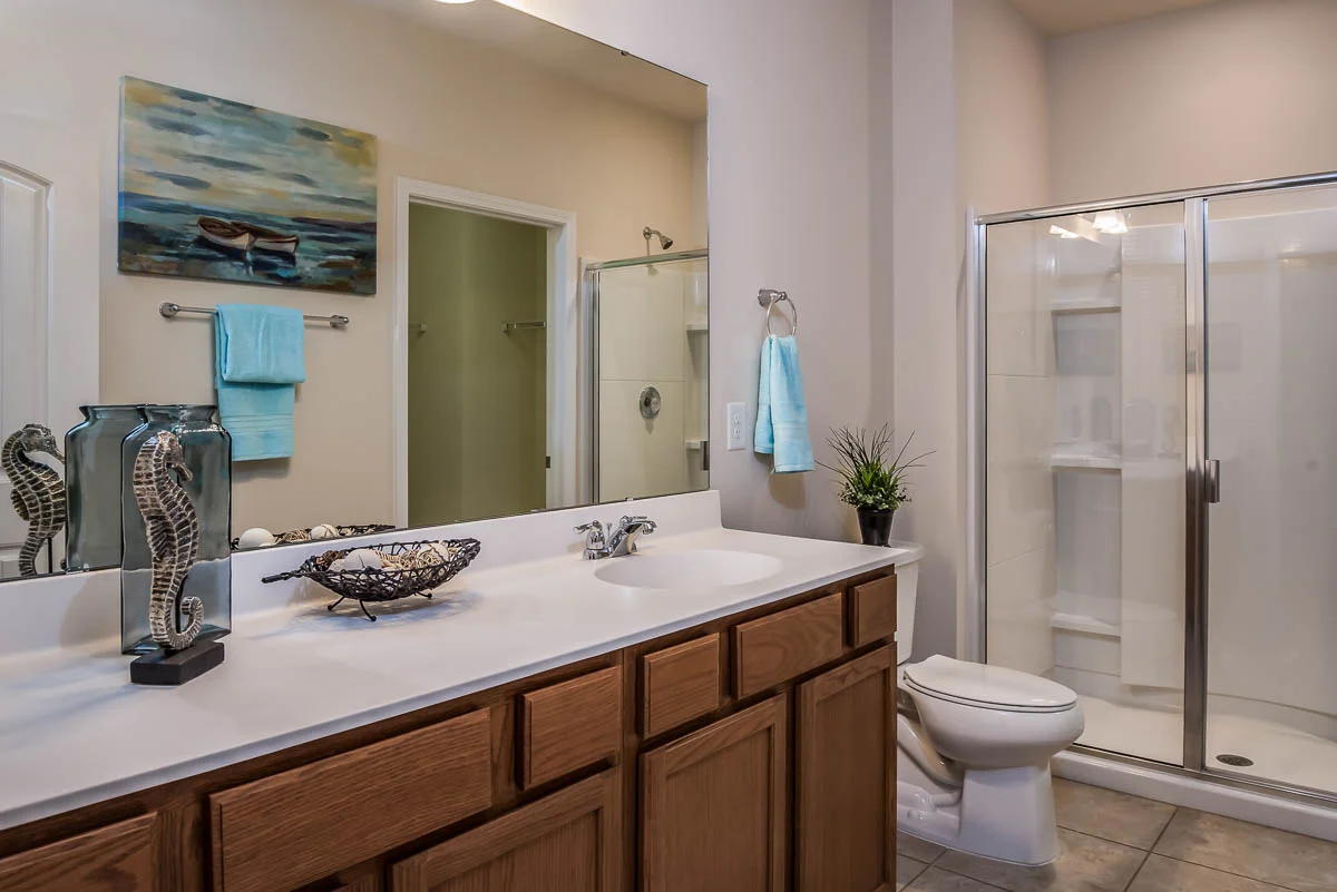 15 206 Rosedale Cr Dr--9.jpg