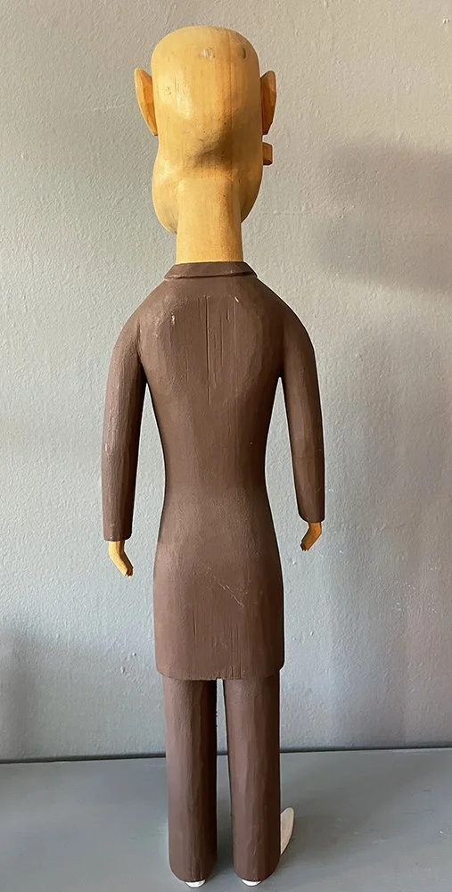 2022_tallmaninbrownsuit_22_back.jpg