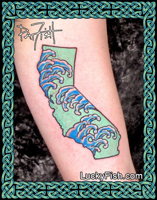Naksh Tattoos  A wave tattoo like any other tattoo can be either a  simple design that you like or one filled with more meaning Meaning of wave  and ocean is usually