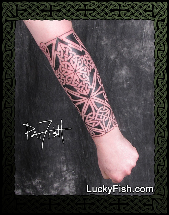 celtic knots  Cobra Custom Tattoo