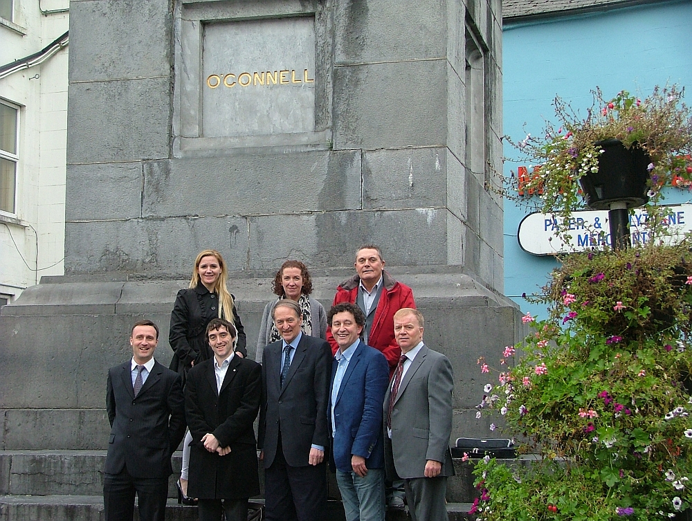 MembersofPurpleFlagWorkingGroupsEnnisandDublinwithATCMsPaulDavies.jpg