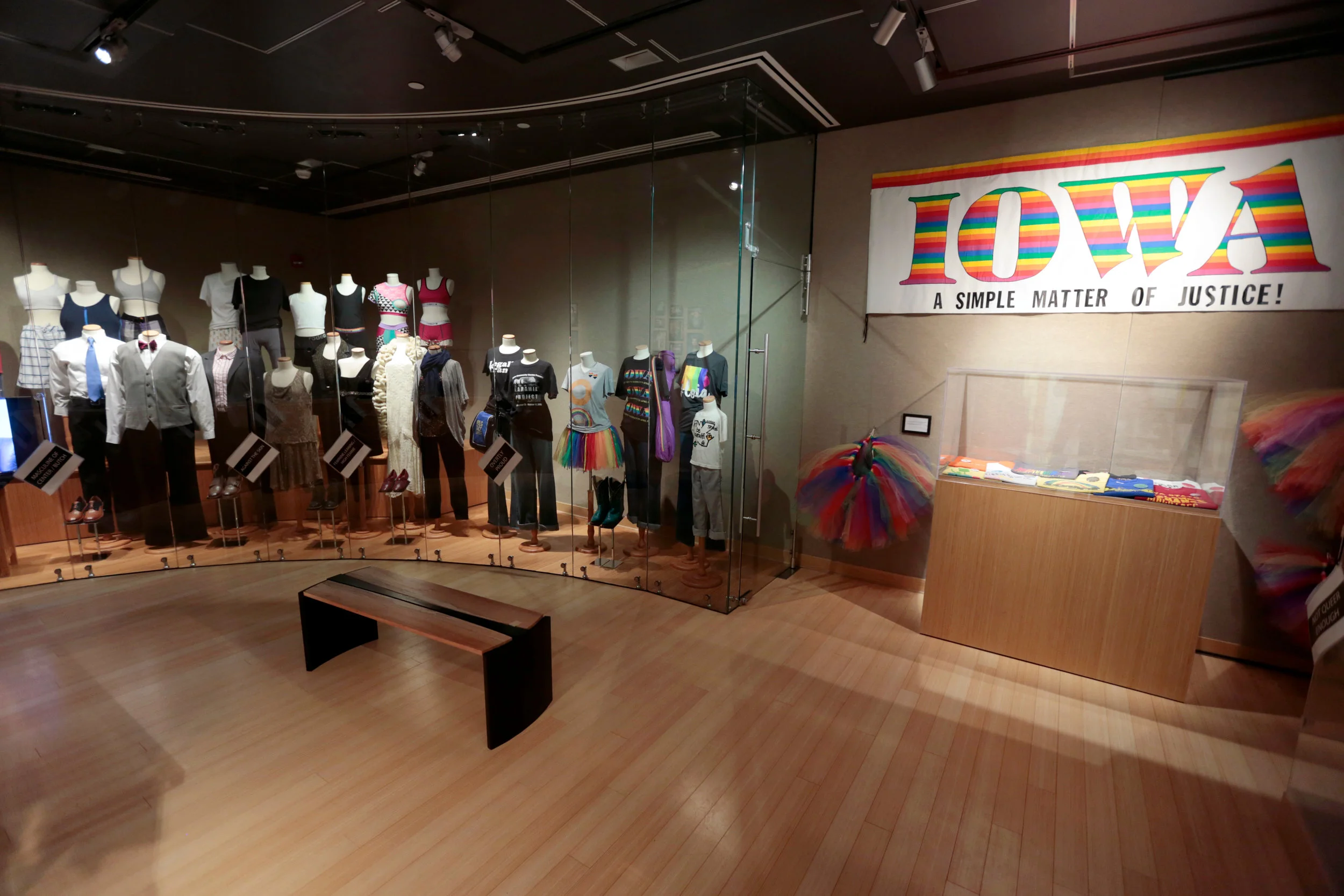 20180130_exhibit094.jpg