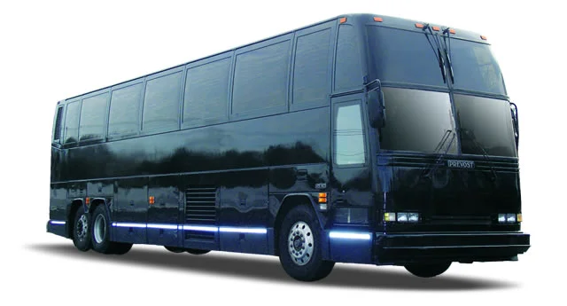 Round-trip chartered bus from Las Vegas to Palm Springs. Depart Friday morning, return Sunday evening. Round-trip transport from Indian Wells Tennis Garden to hotel; and round-trip transport from Saturday morning Wayne Bryan clinic.
