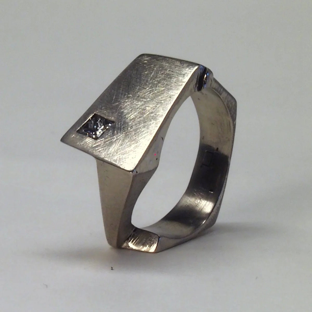 20151216DGM forms with diamond_013 CROP.jpg