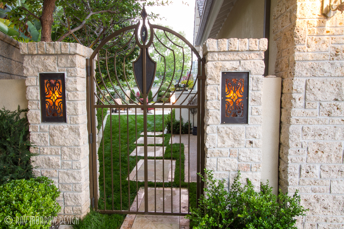 custom-metal-gate-with-lights-dana-point.jpg