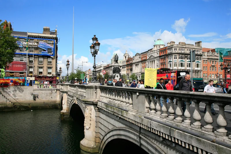 O'Connell Bridge & Street - © Sophie Dauwe
