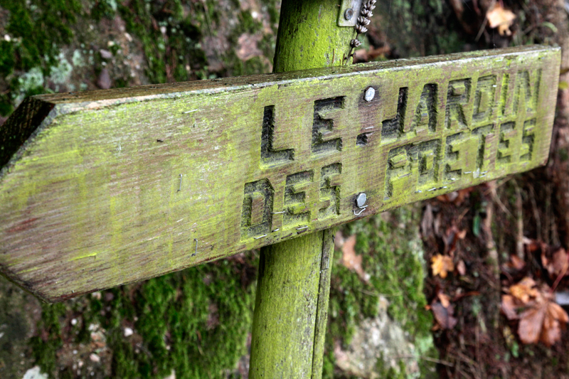 Balade vers le Jardins des Poètes