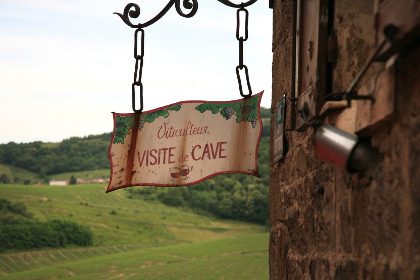 Visites conviviales des caves en Beaujolais