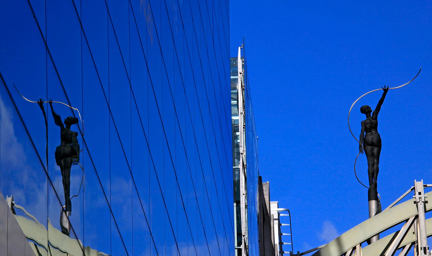 'Le fil d'Ariane' sur le pont Belliard, quartier Léopold