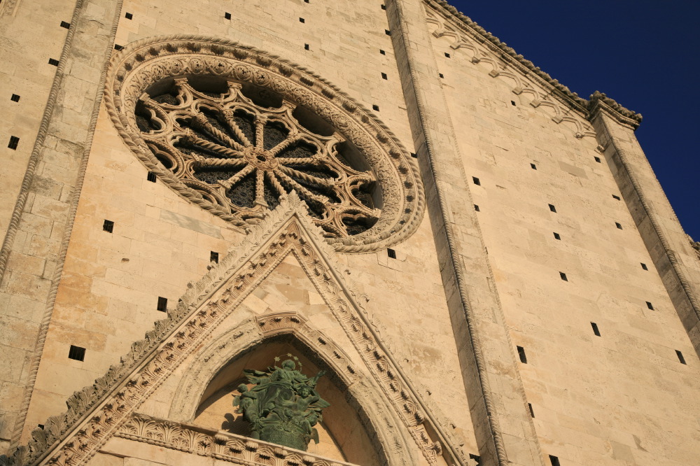 Basilique Notre Dame de l'Assomption à Fermo