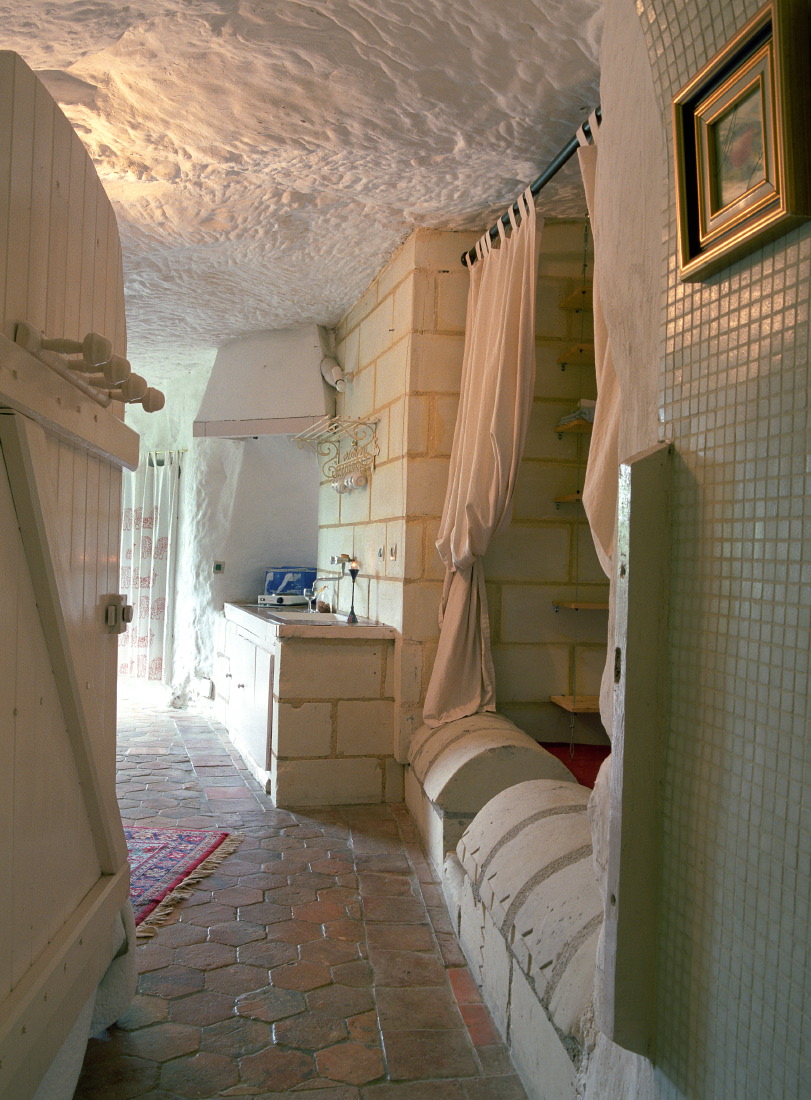 Le petit Troglo de Jean et Cathy (avant rénovation) - © JJ Serol