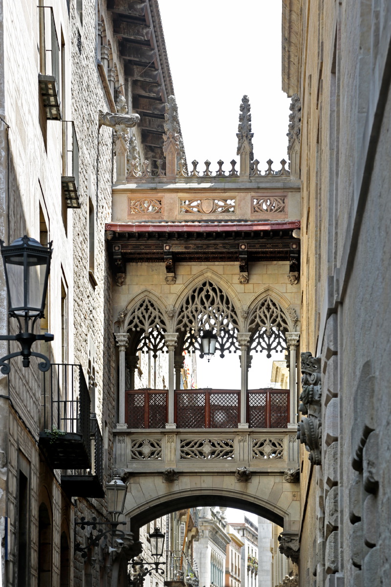 pont du bisbe, quartier gothique © JJ Serol