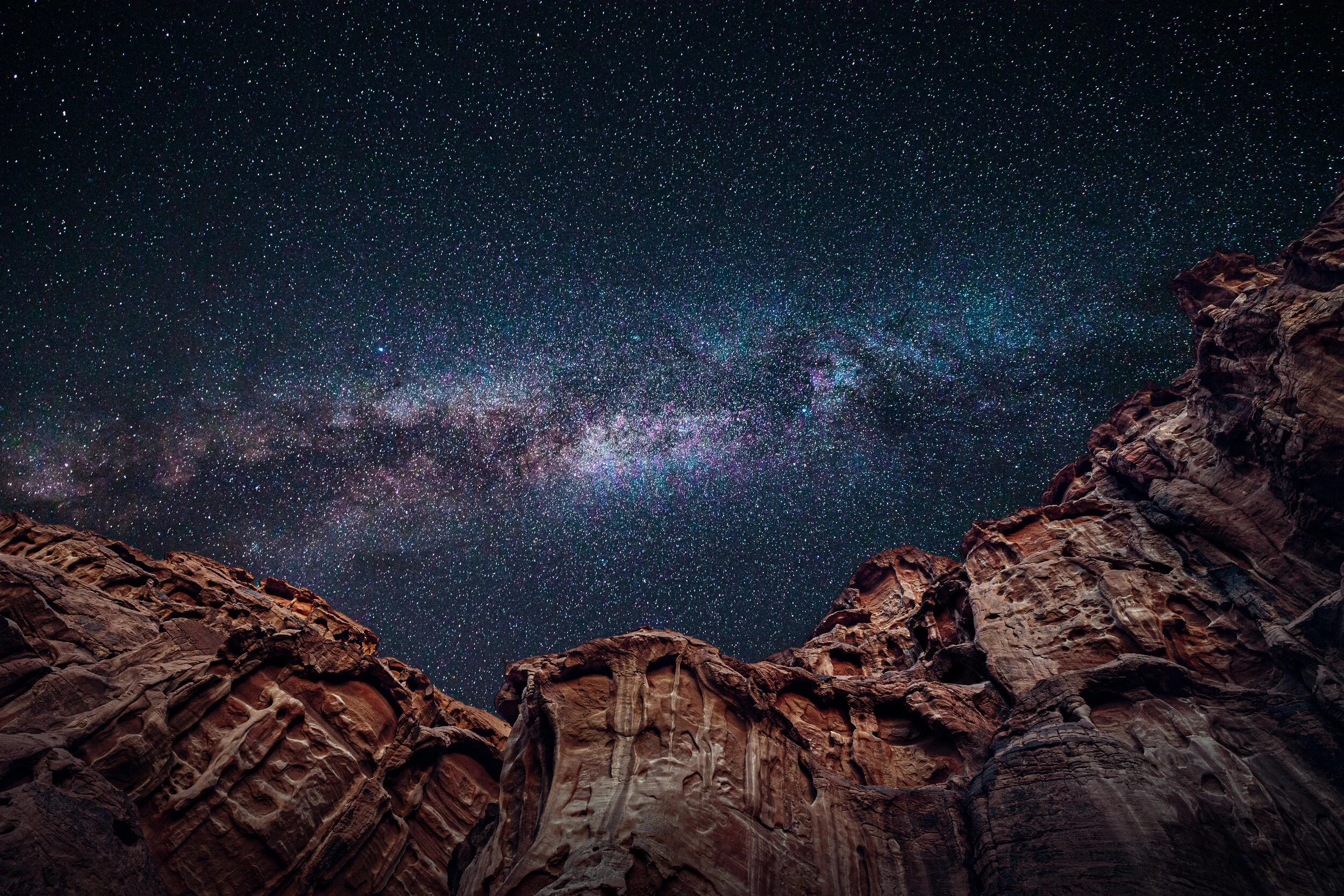 Ali-Barqawi-Studios-Explore-Series-Travel-Adventure-Astro-Wadi-R