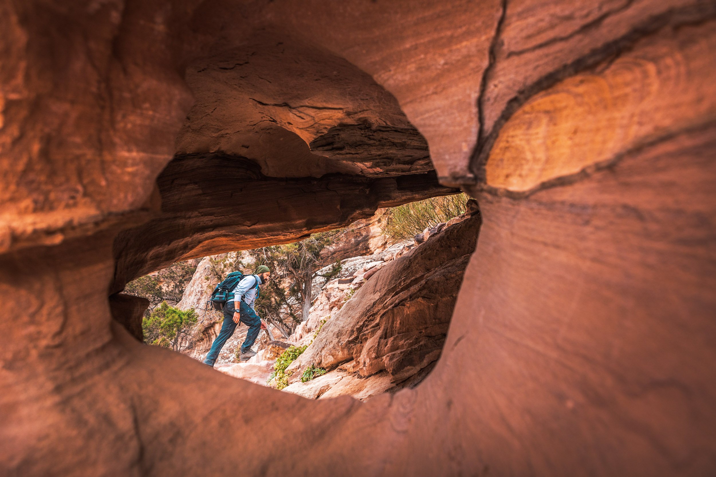 ali-barqawi-studios-explore-series-travel-adventure-jordan-trail-thru-hike-2018-day-31-little-petra-to-petra-022.jpg