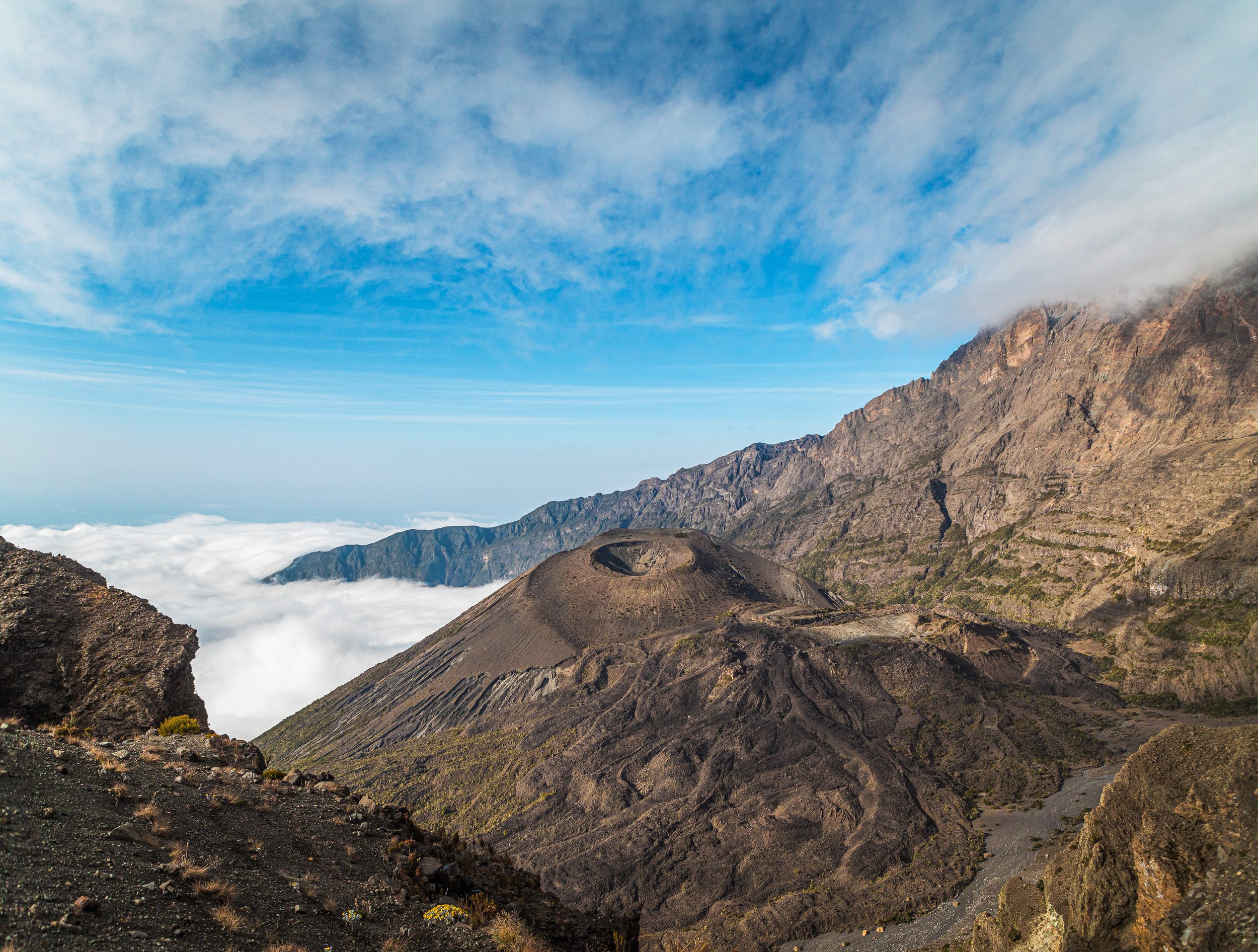 Ali-Barqawi-Studios-Explore-Series-Travel-Adventure-Documentary-Seven-Mountains-ISC-KHCF-Meru-Tanzania-2019--0032.jpg