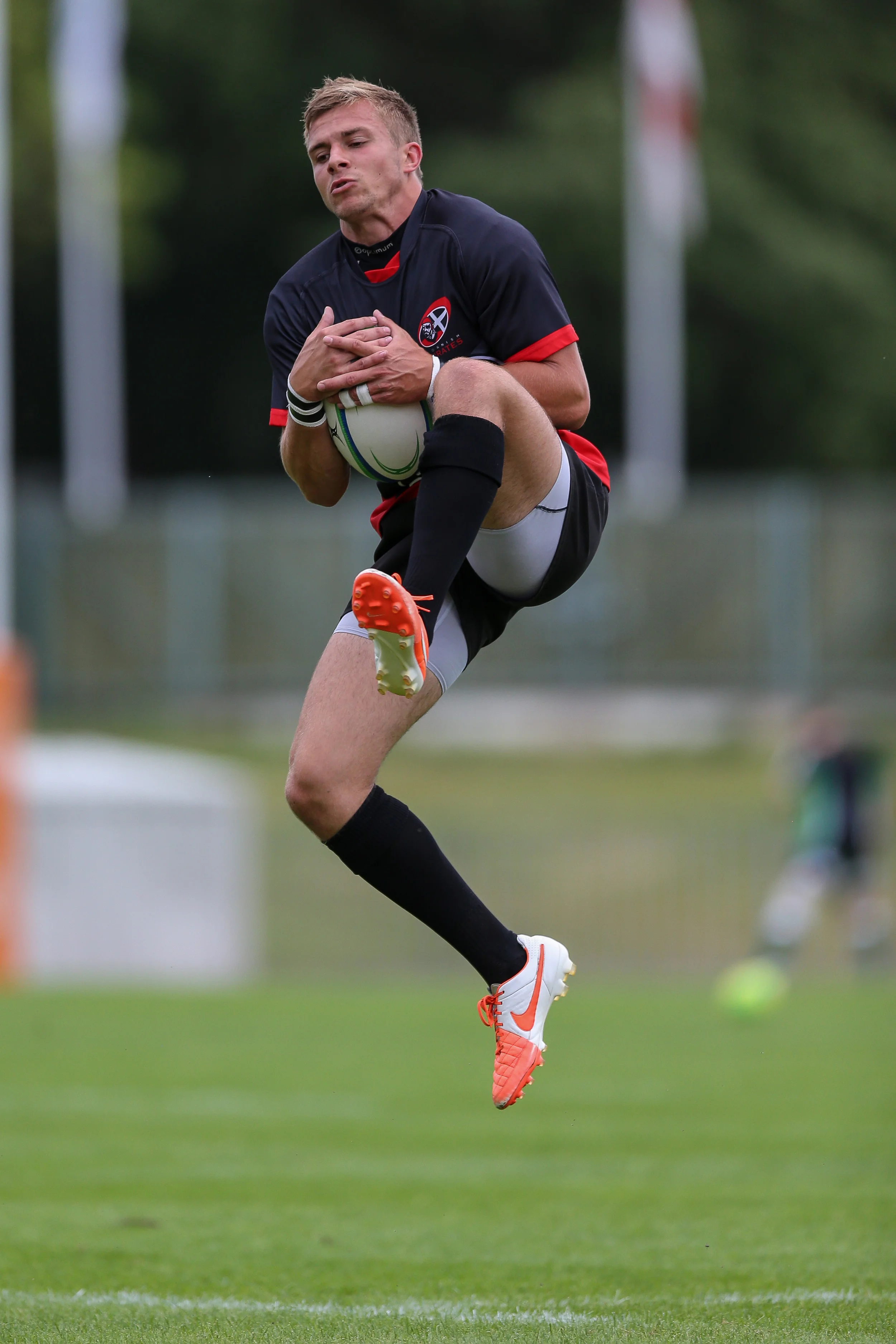 Luke Jones pre match-7862.jpg