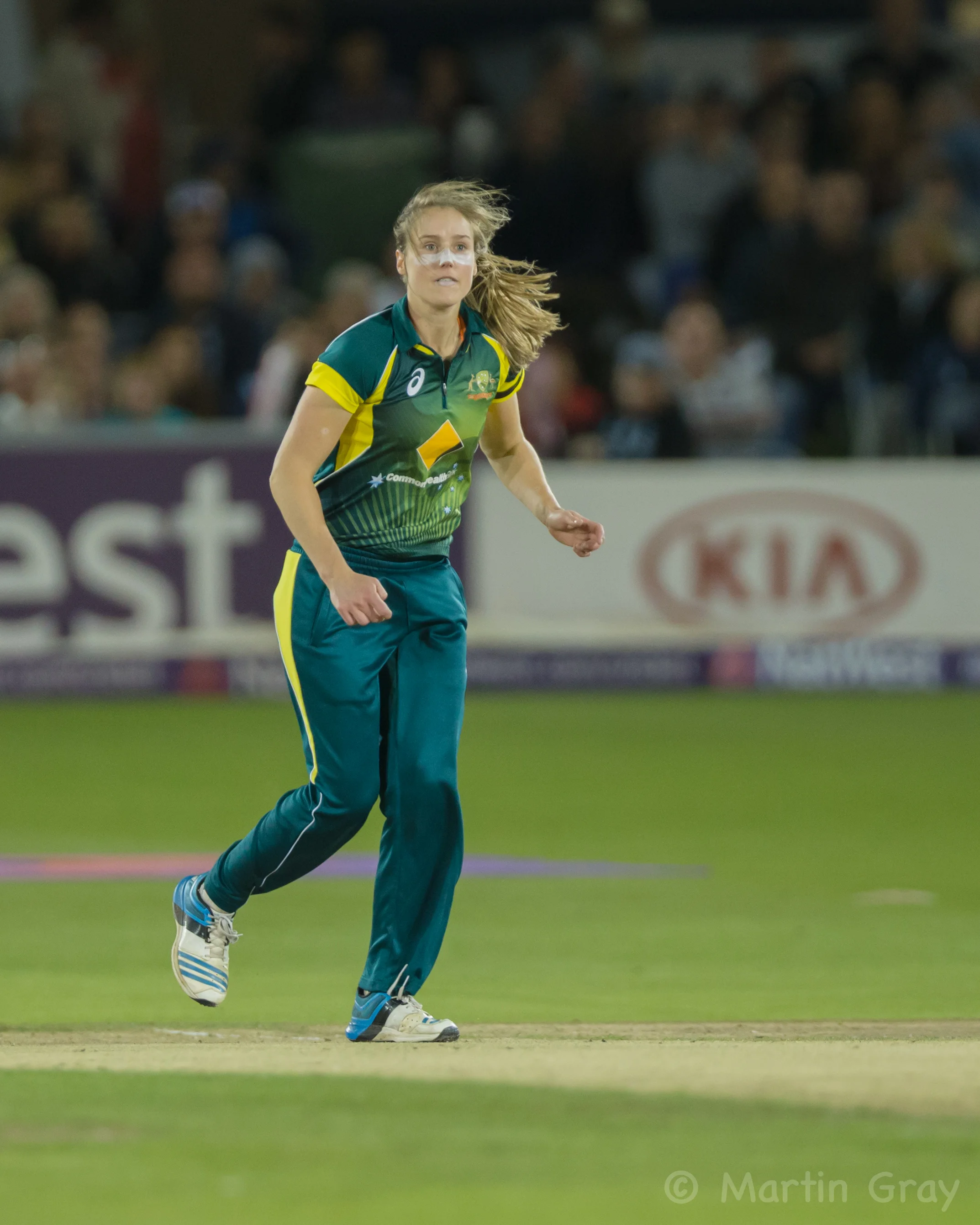 Ellyse Perry-1555.jpg