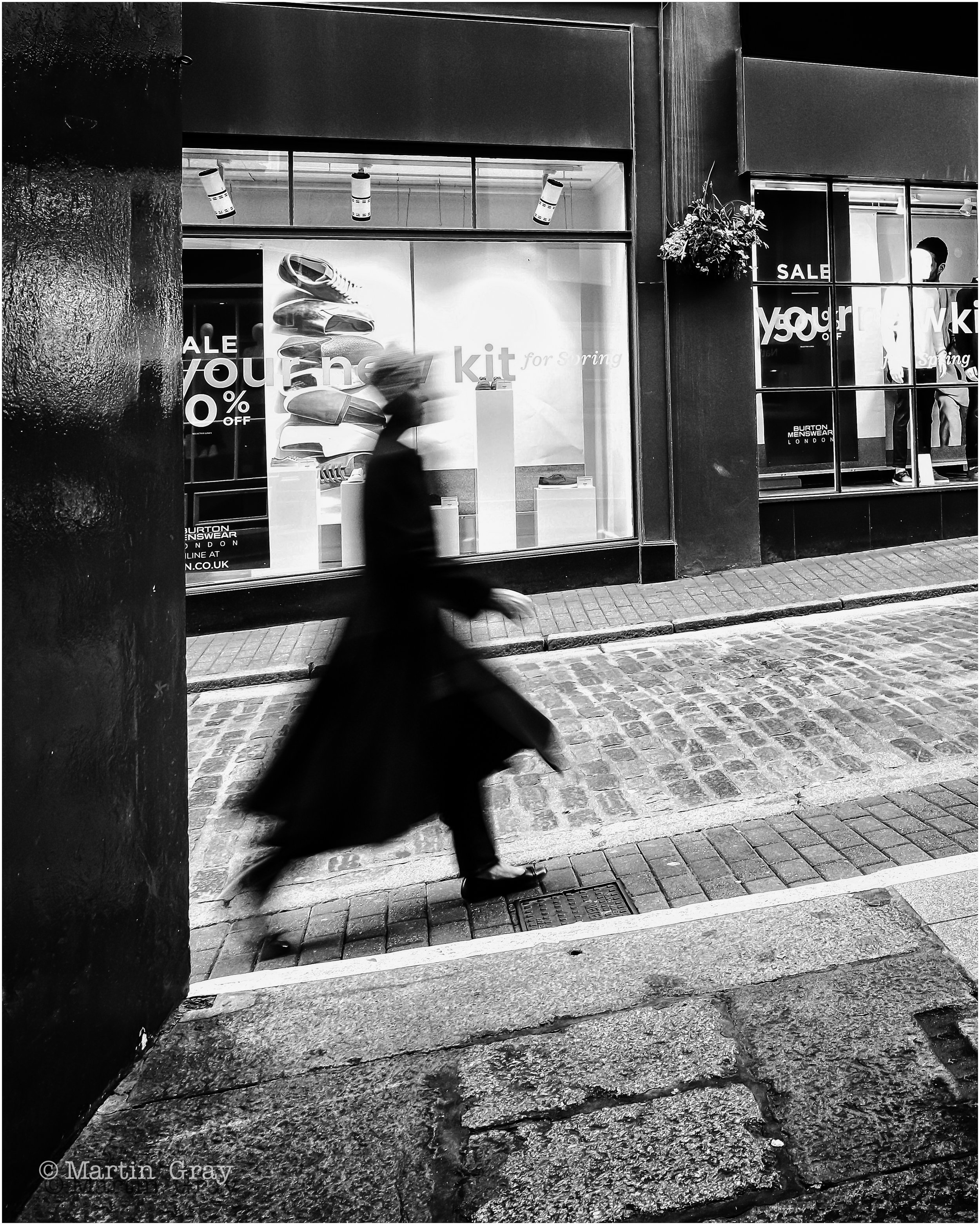'The Walk to Work'... A sense of movement in B+W....
