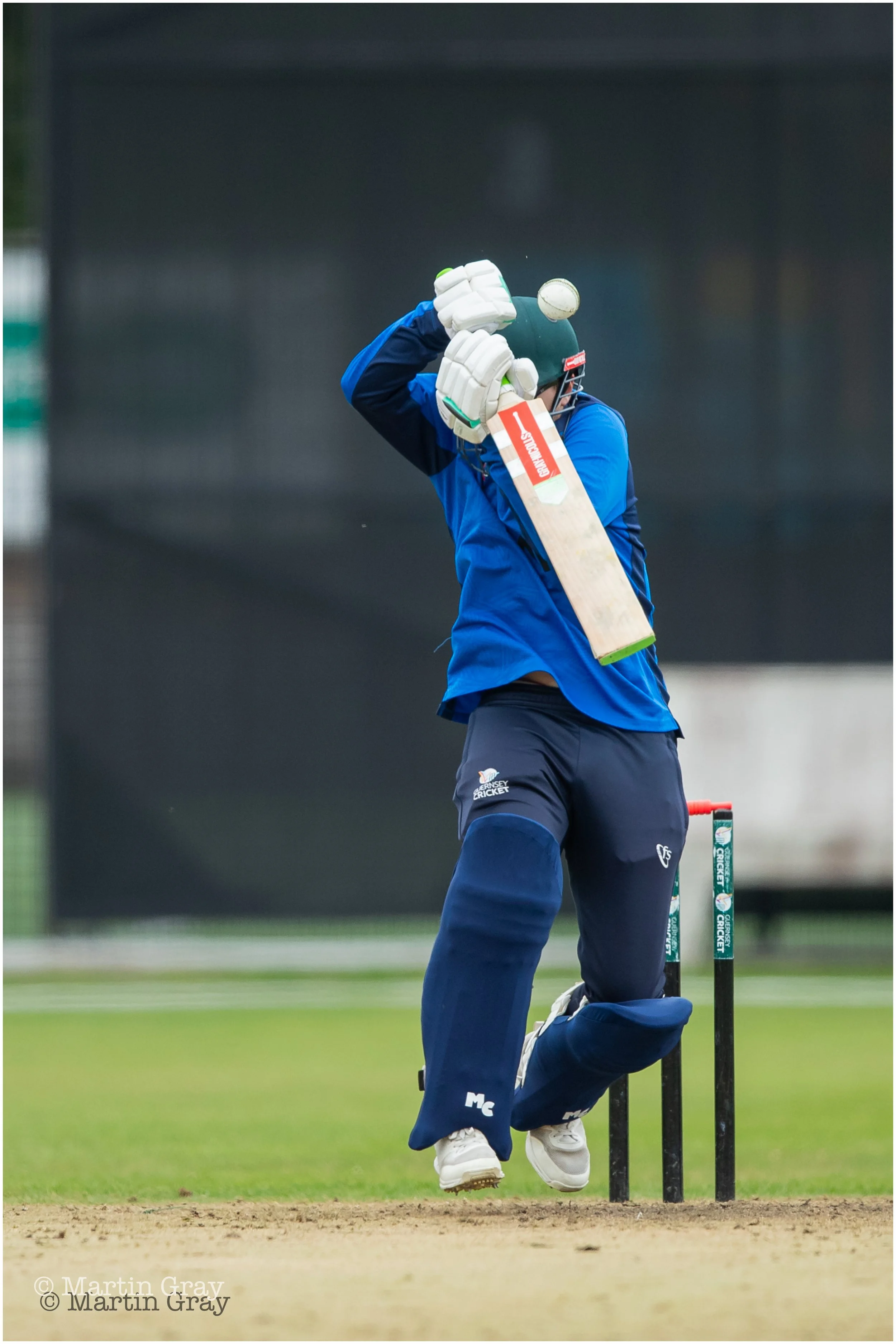 Alfiie Gallienne defends a short ball on the back foot-8157.jpg