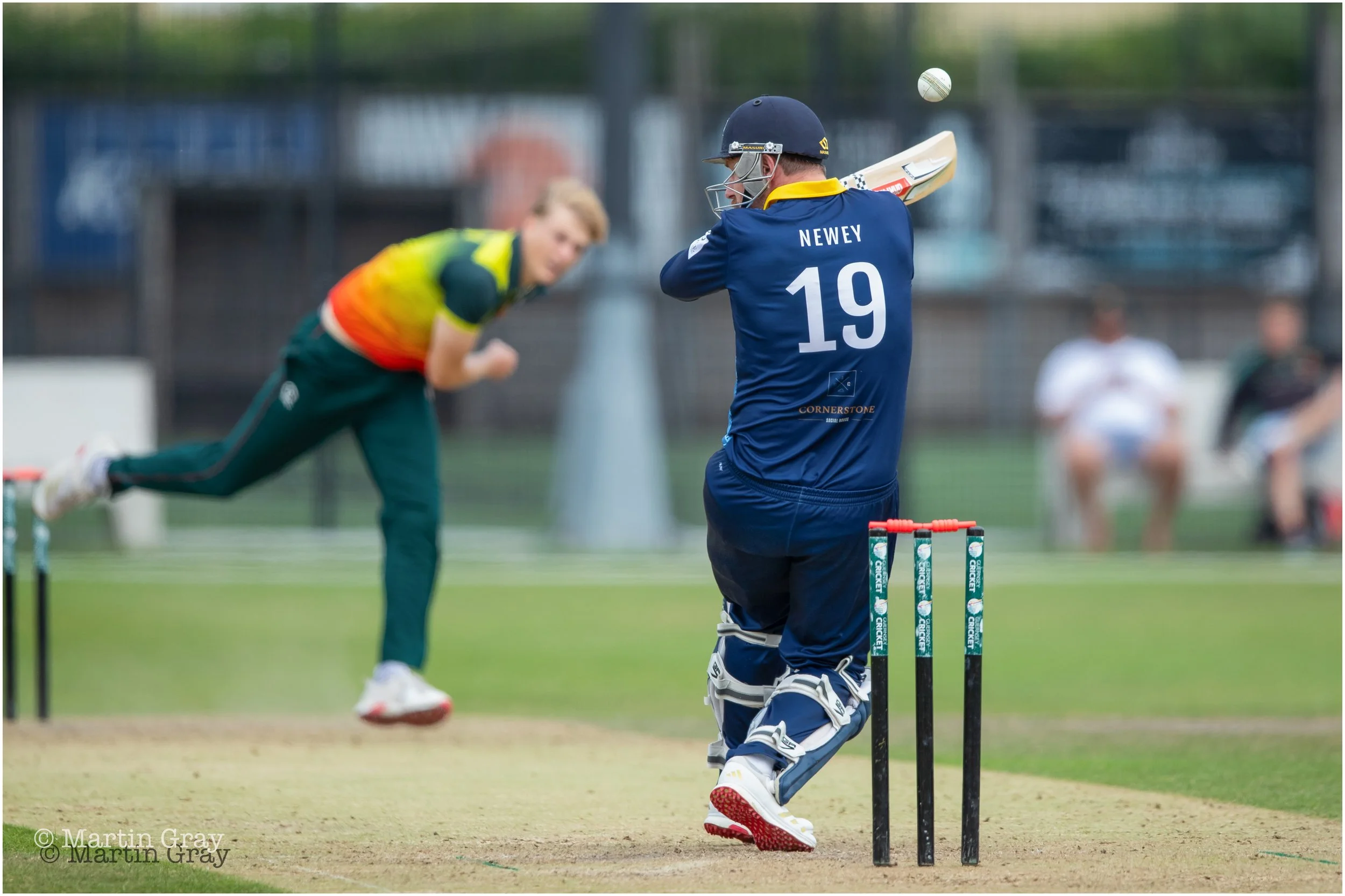 Ollie Newey ducks a bouncer from Richardson-9172.jpg