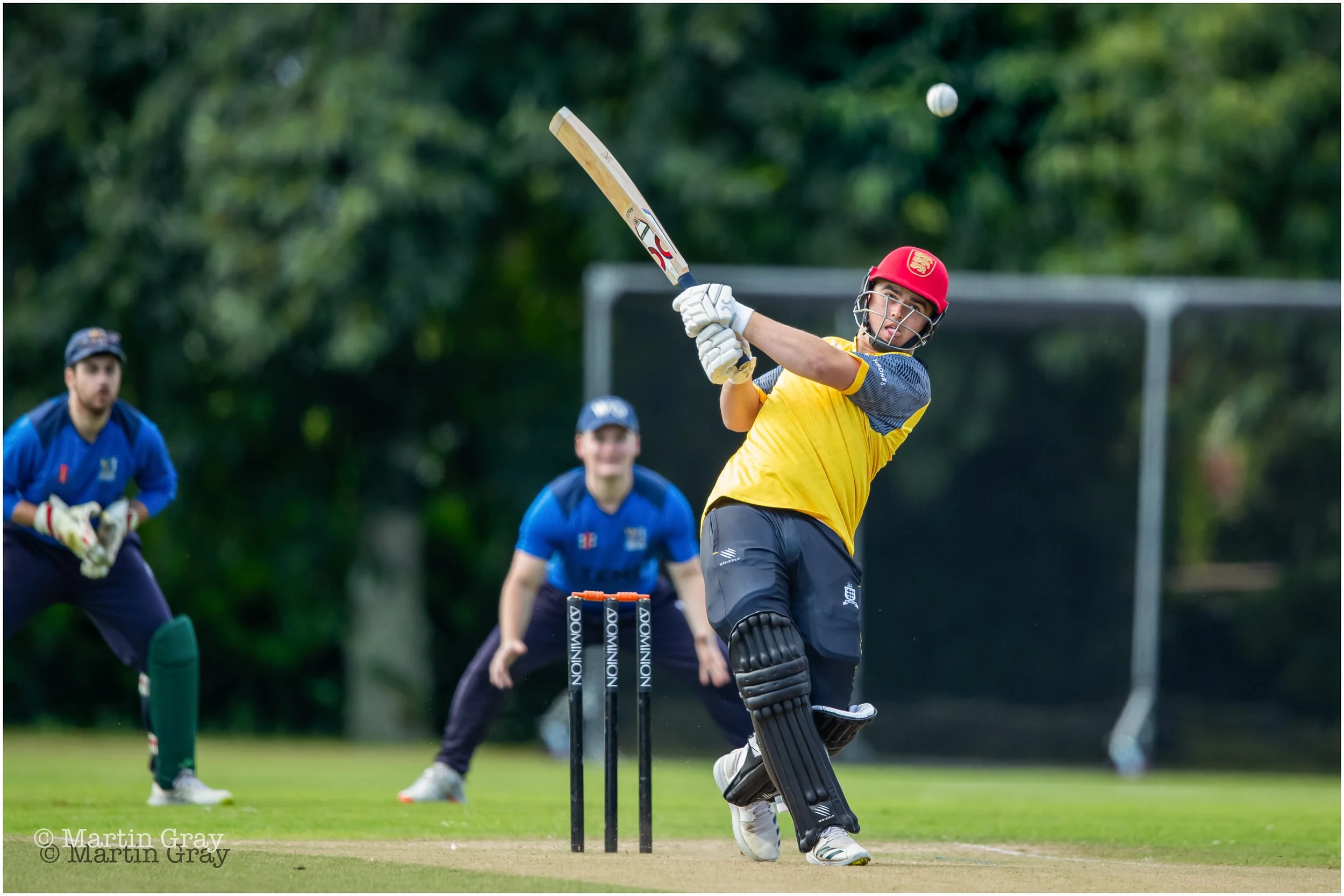 Charlie Brennan pulls to the midwicket boundary-9603.jpg