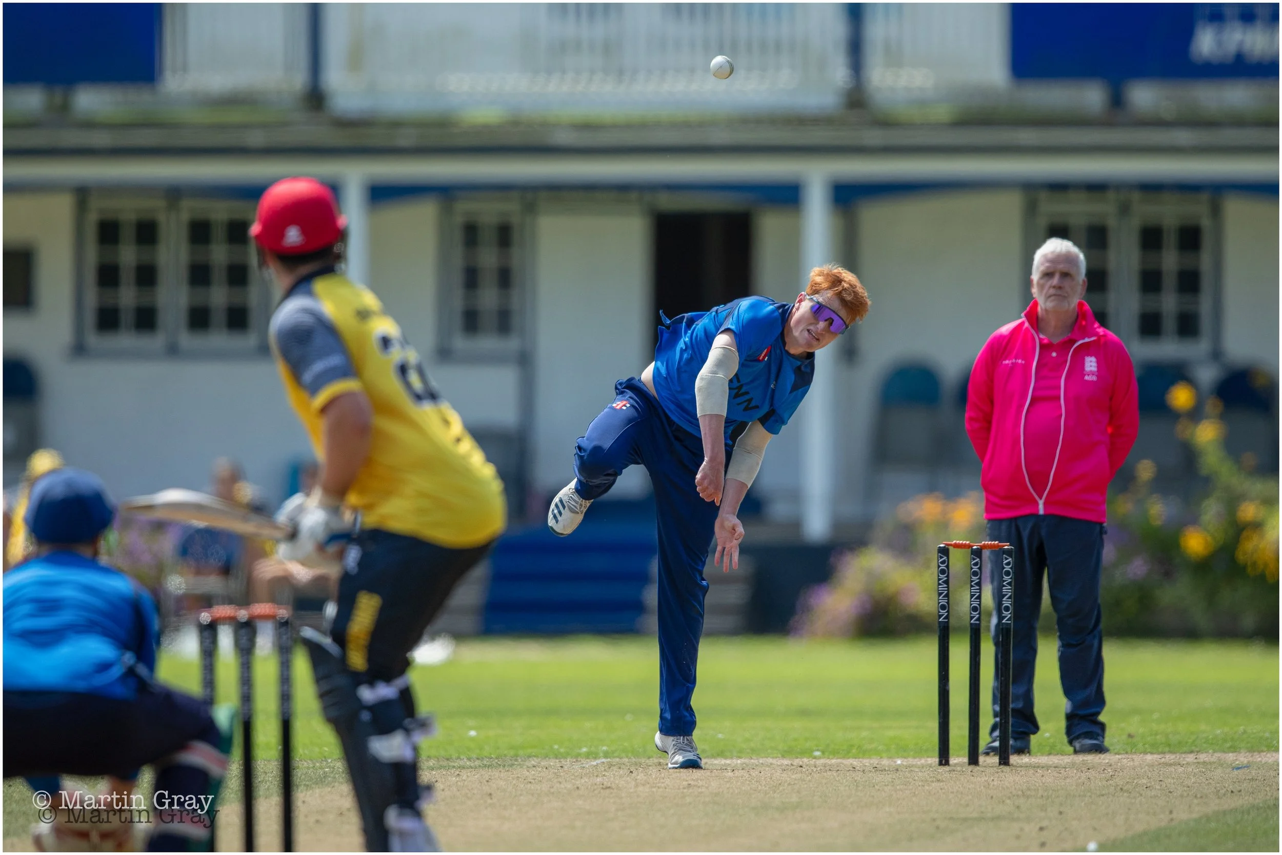 Ollie Clapham bowling to Charlie Brennen-9928.jpg