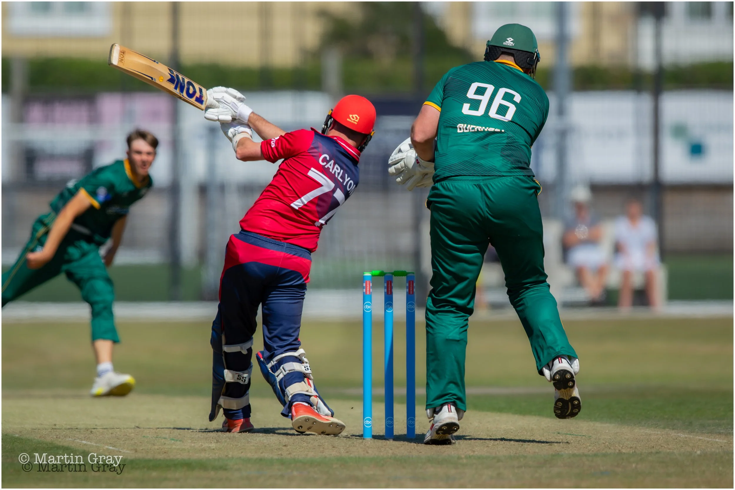Harrison Carlyon smashes a boundary of Charlie Forshaw-2682.jpg