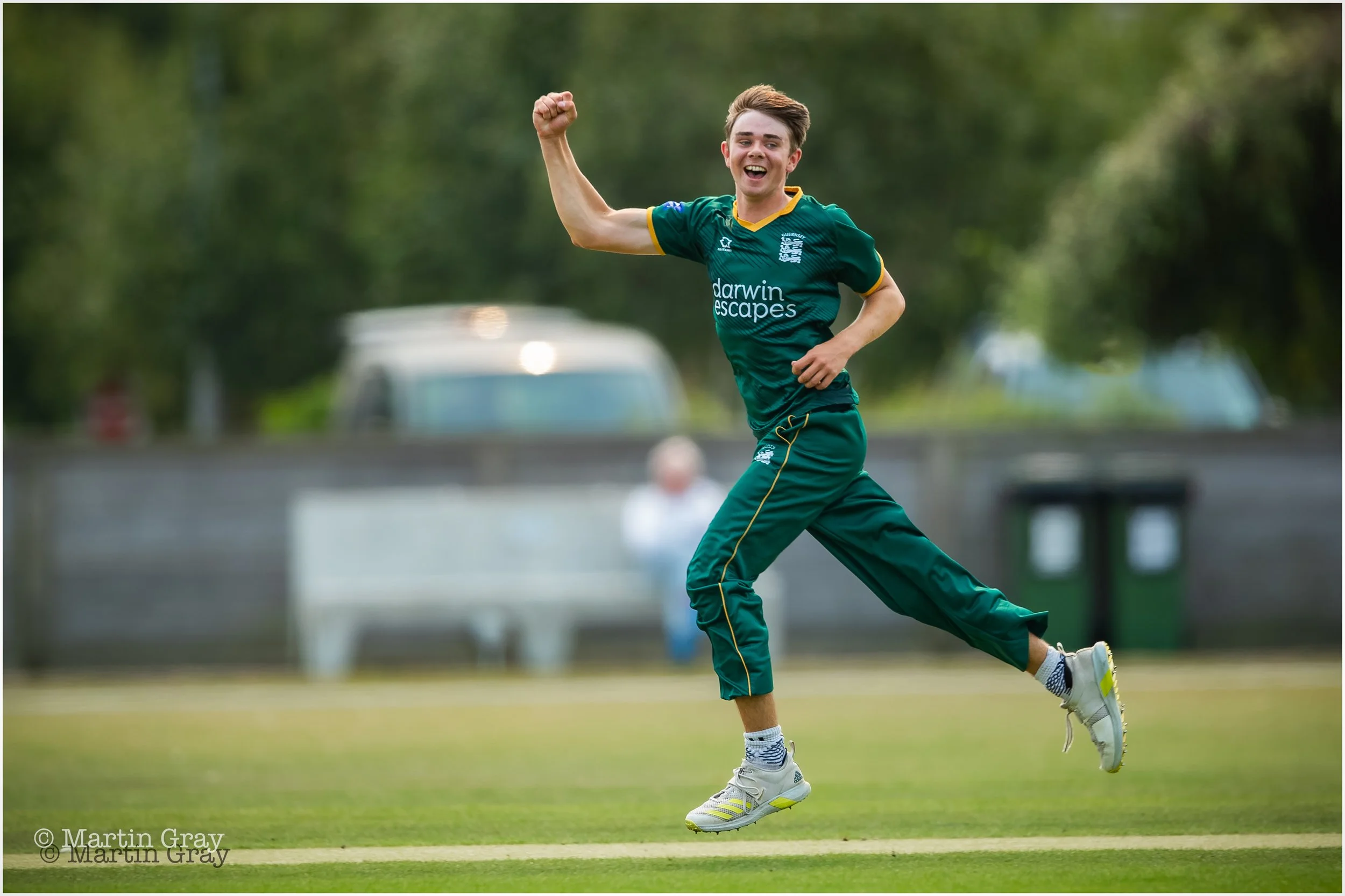 Charlie Forshaw celebrates the wicket of Patrick Nou-5928.jpg
