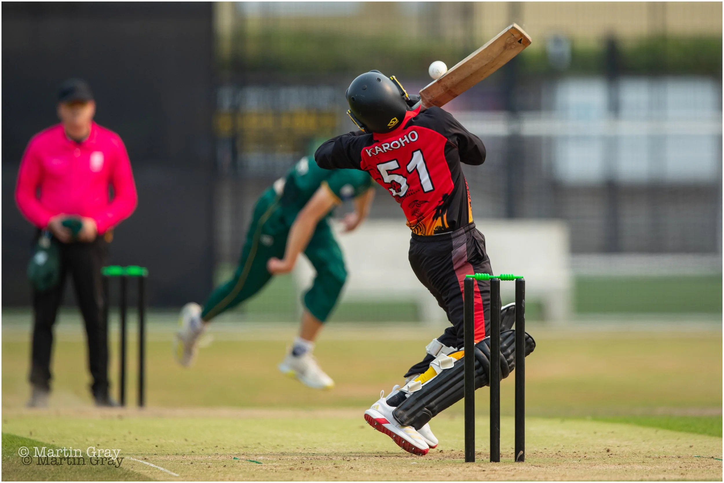 Karoho edges a Forshaw bouncer to Lucas Barker-5811.jpg