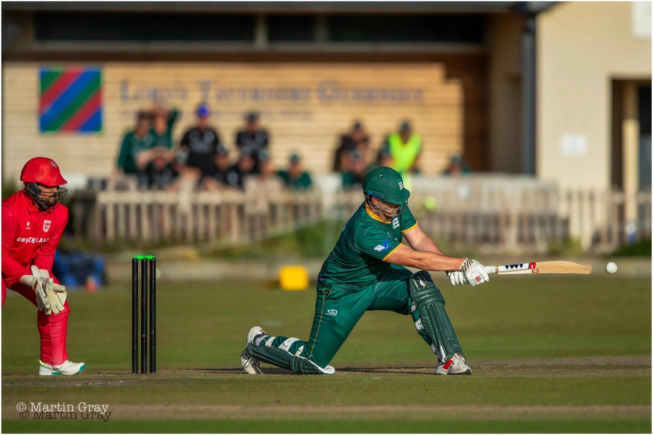 Lucas Barker paddle sweeps square on the legside-1085.jpg