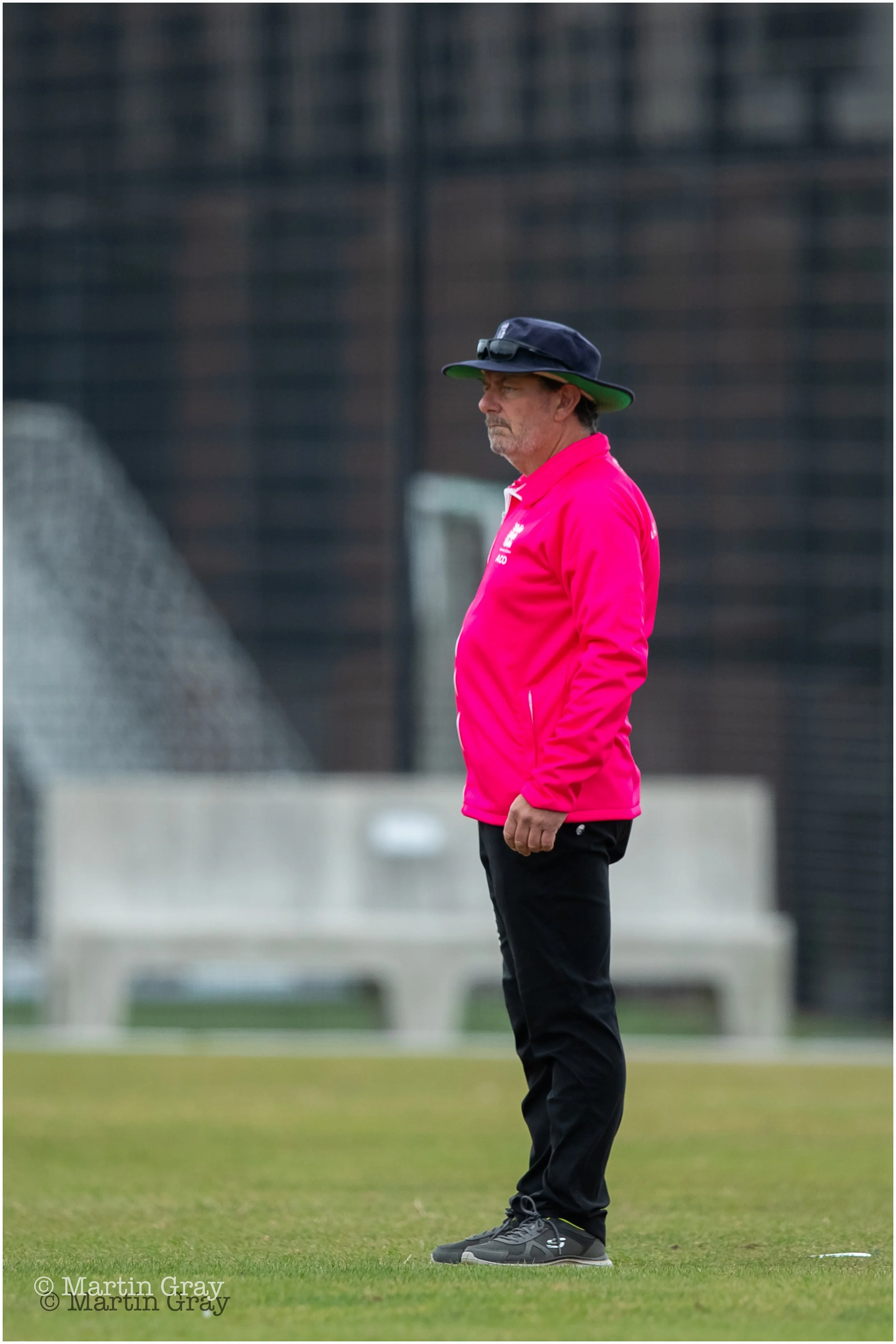 Umpire Peter Finch-1226.jpg