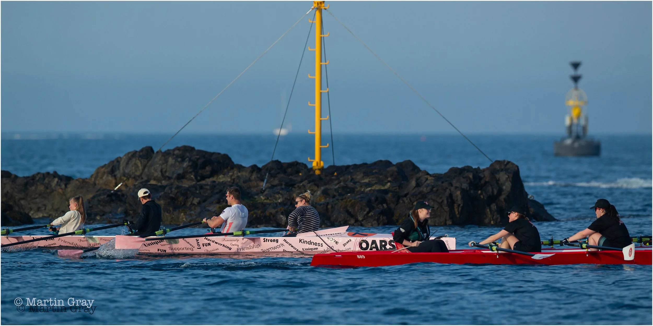 71 and 99 battle it out on the finish line-4630.jpg