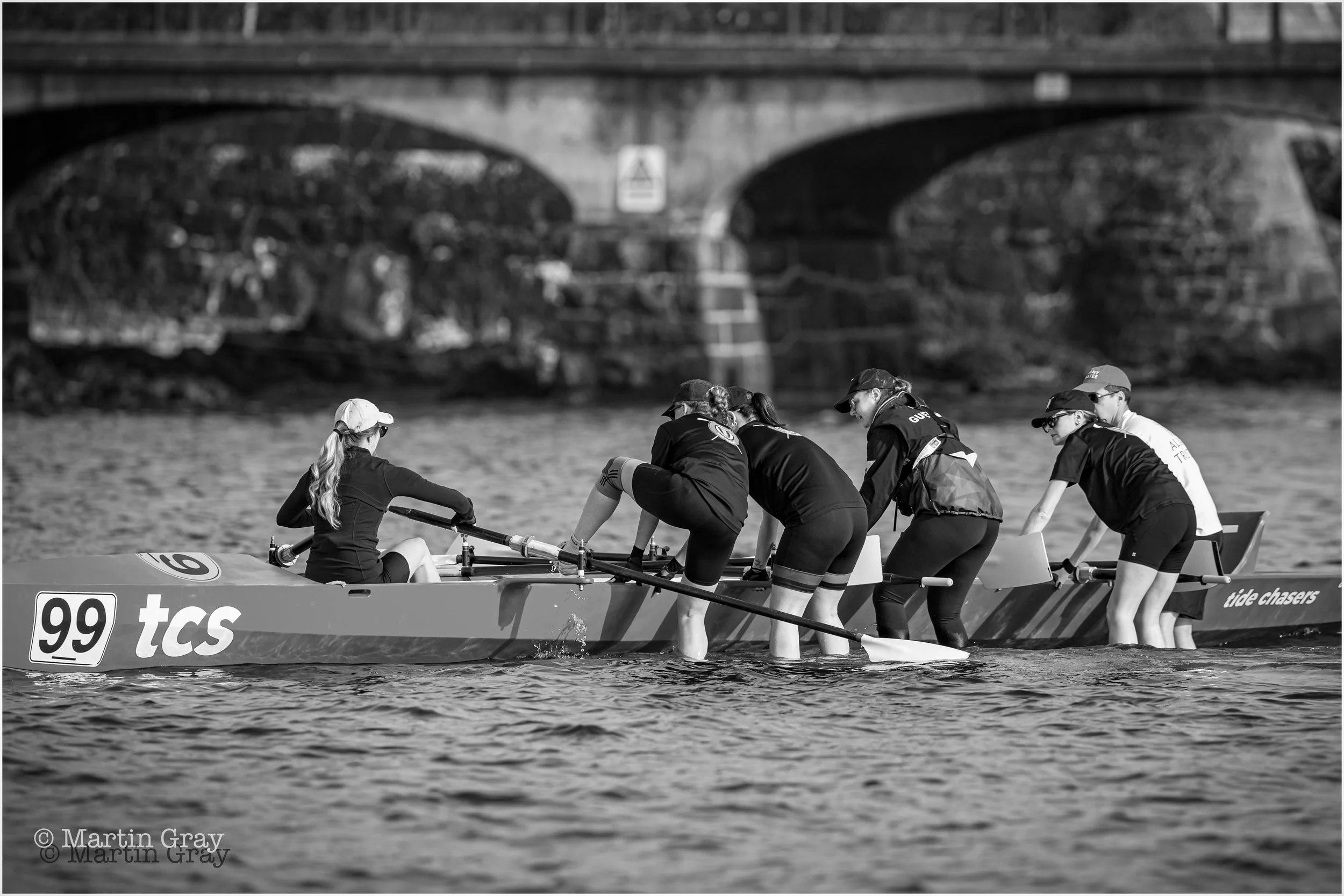 99 TCS Tide Chasers boarding their boat B+W-4115.jpg