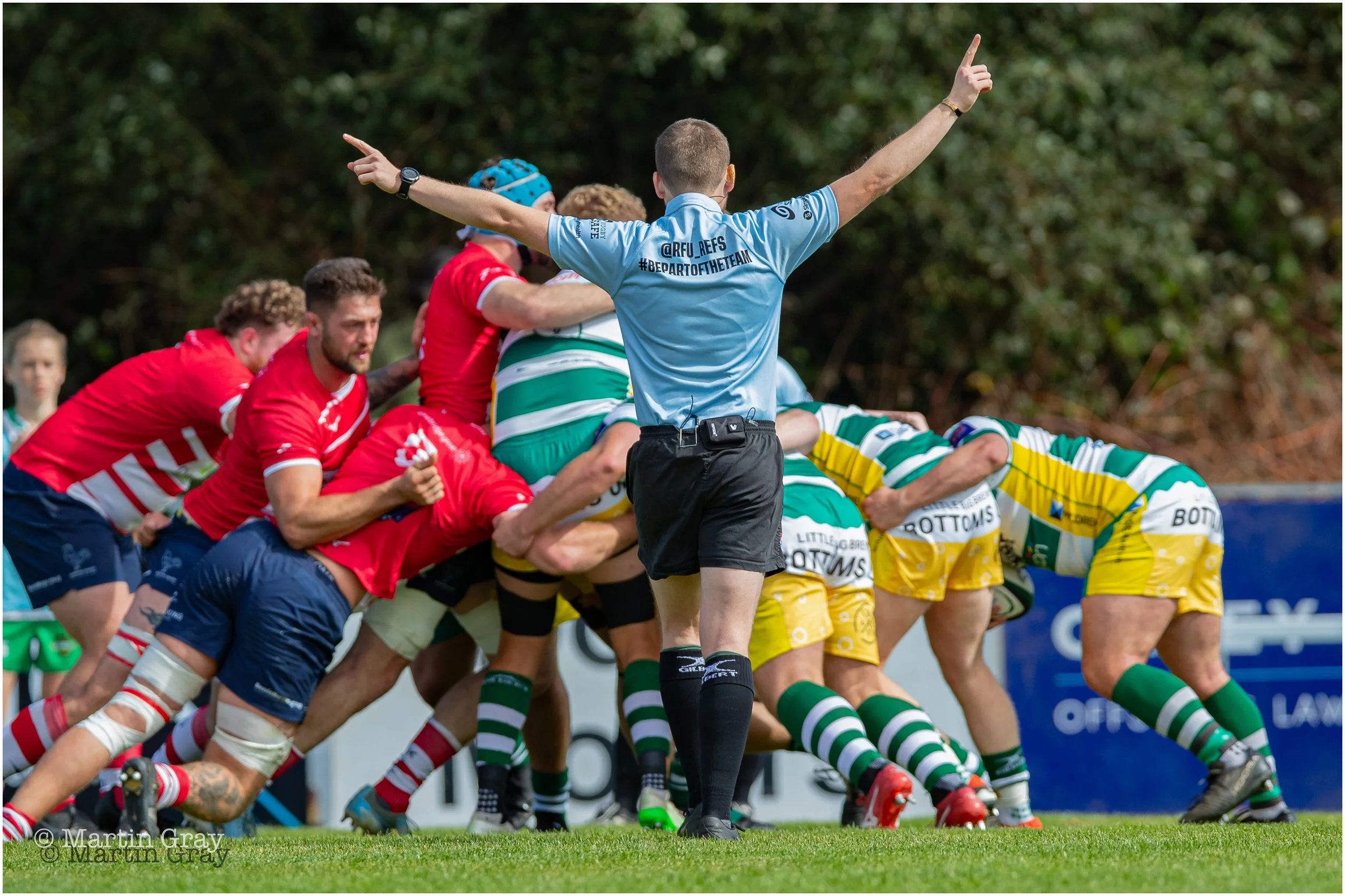 Referee Harry Parsons-7233.jpg