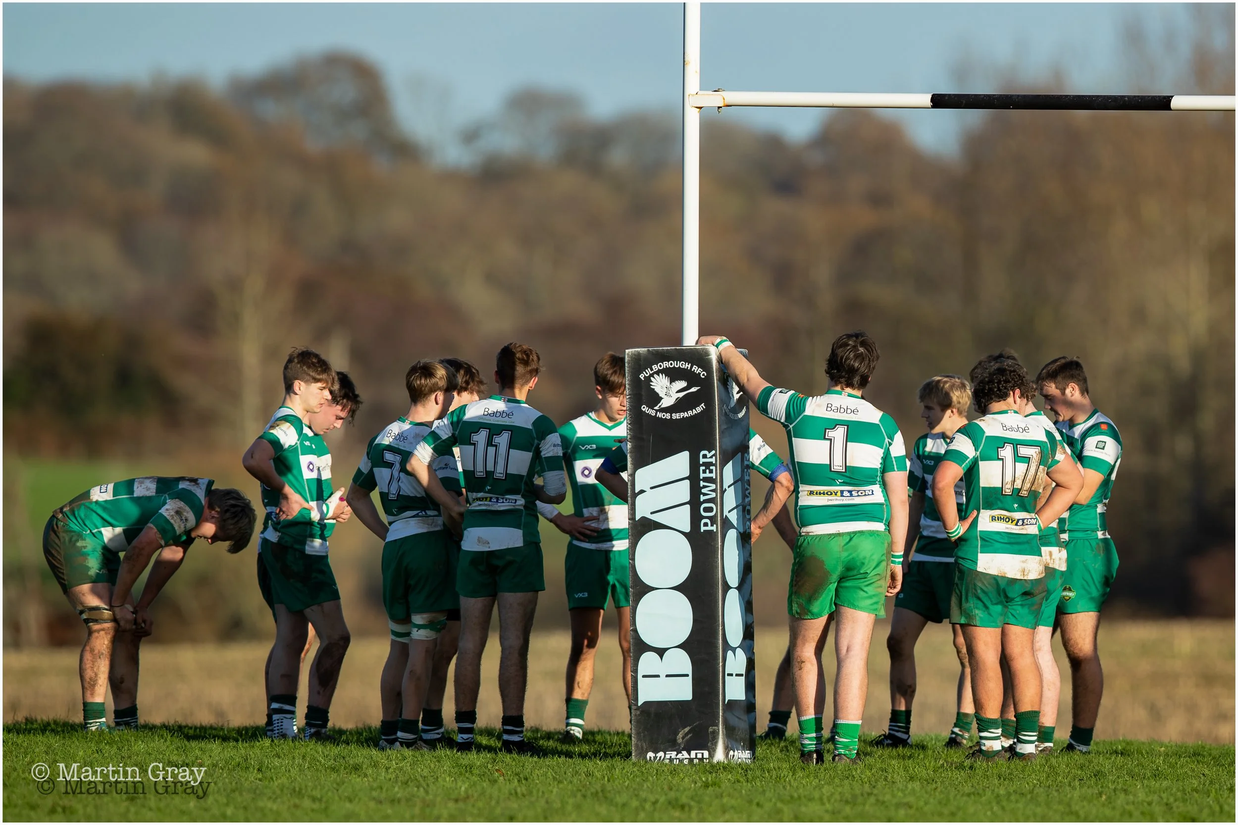 Guernsey Colts at a conversion kick-2014.jpg