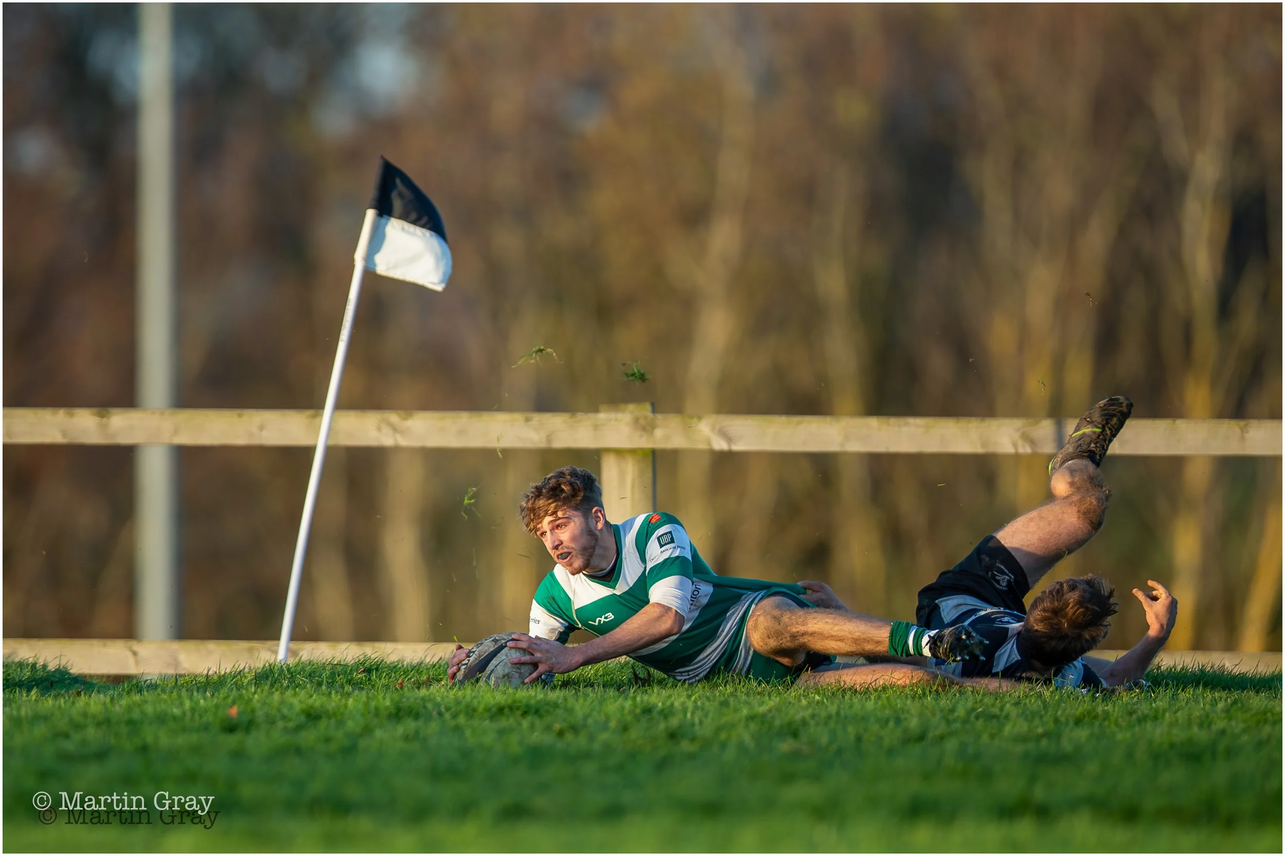 Ollie Russell The closing Try to seal a win-2633.jpg