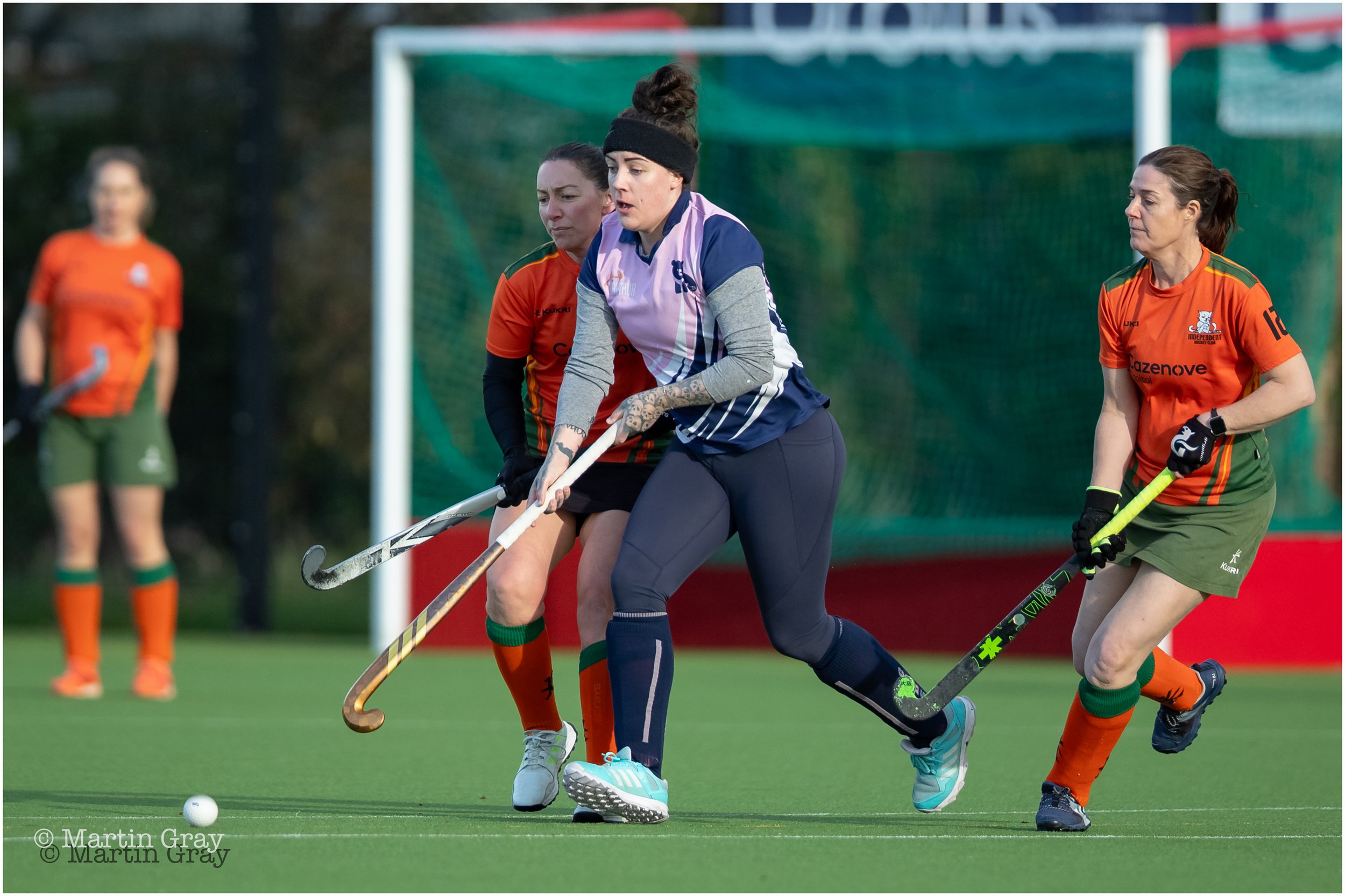 Nicole Hewlett-Domaille drives forward in the centre-2713.jpg