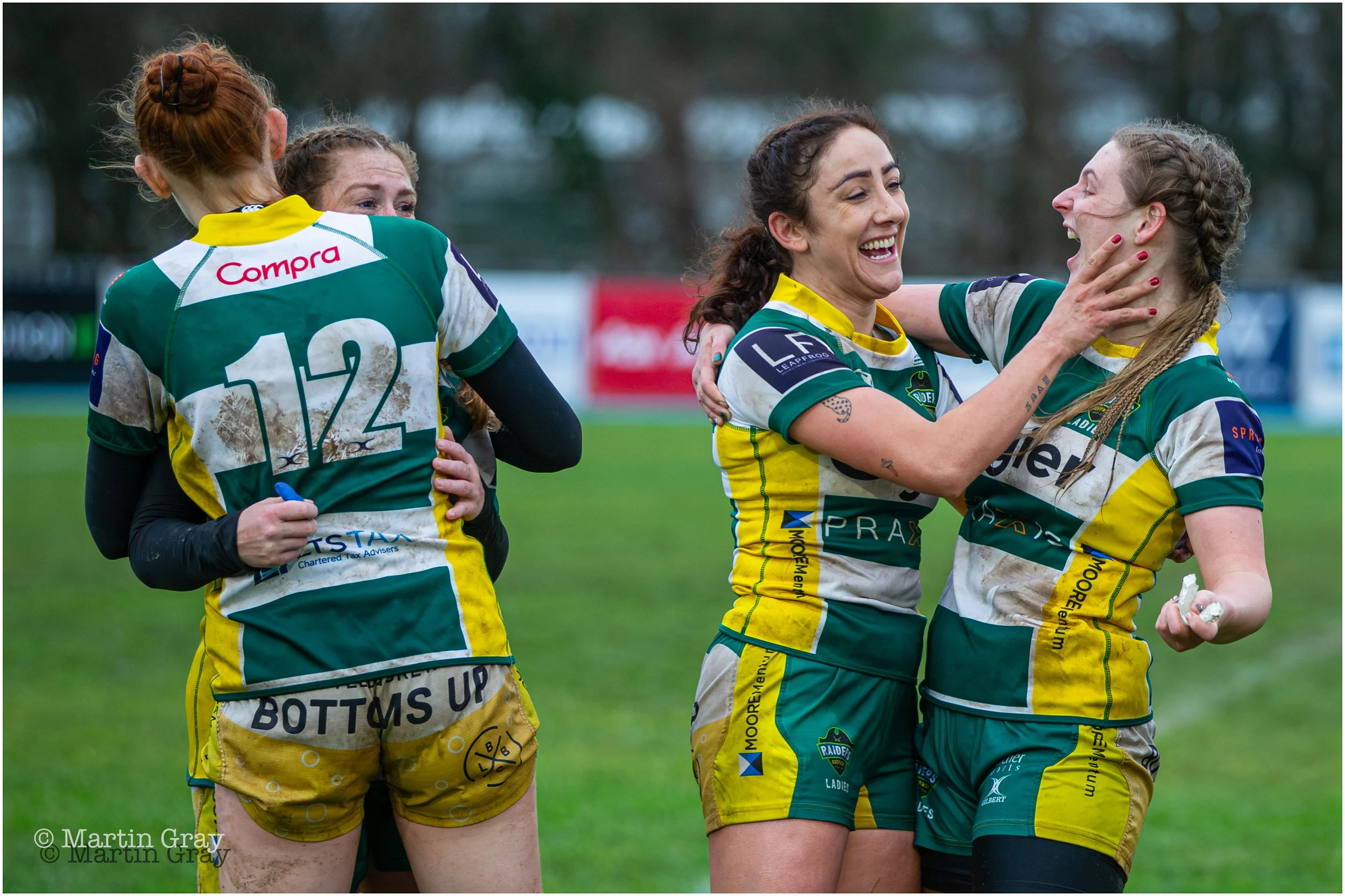 Raiders Ladies celebrate on the final whistle-7699.jpg
