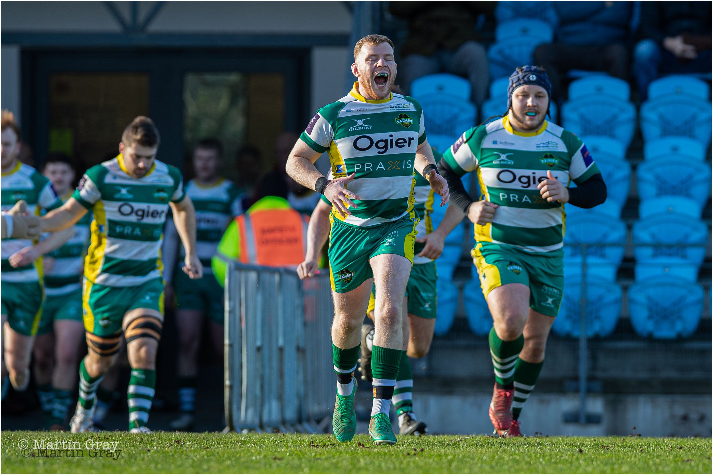 Dom Rice takes the field followed by his teammates-9036.jpg