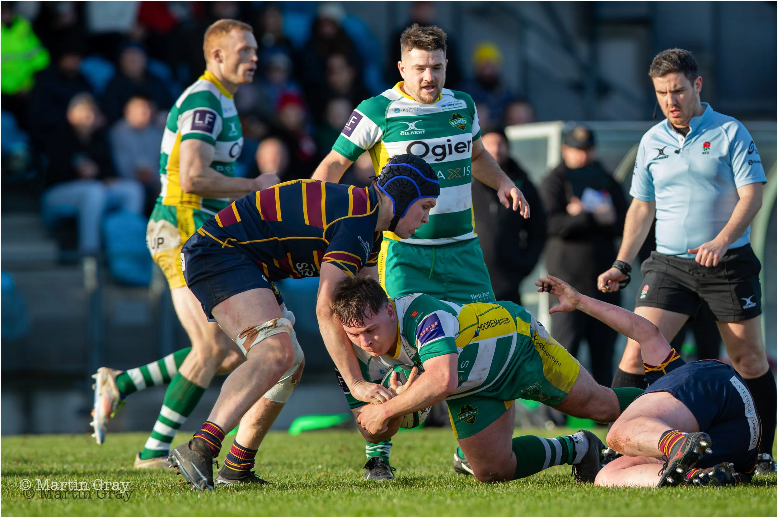 Michael Cantle carries the ball into the OA's 22-9314.jpg